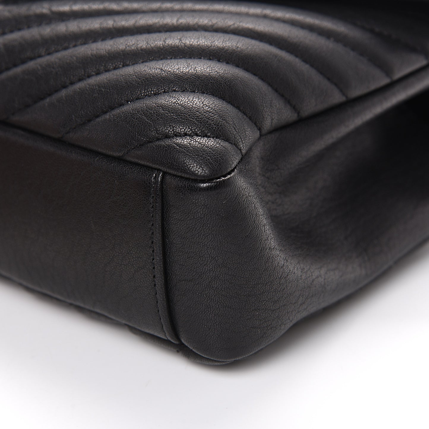 Sheepskin Matelasse Chevron Monogram Medium College Bag Black