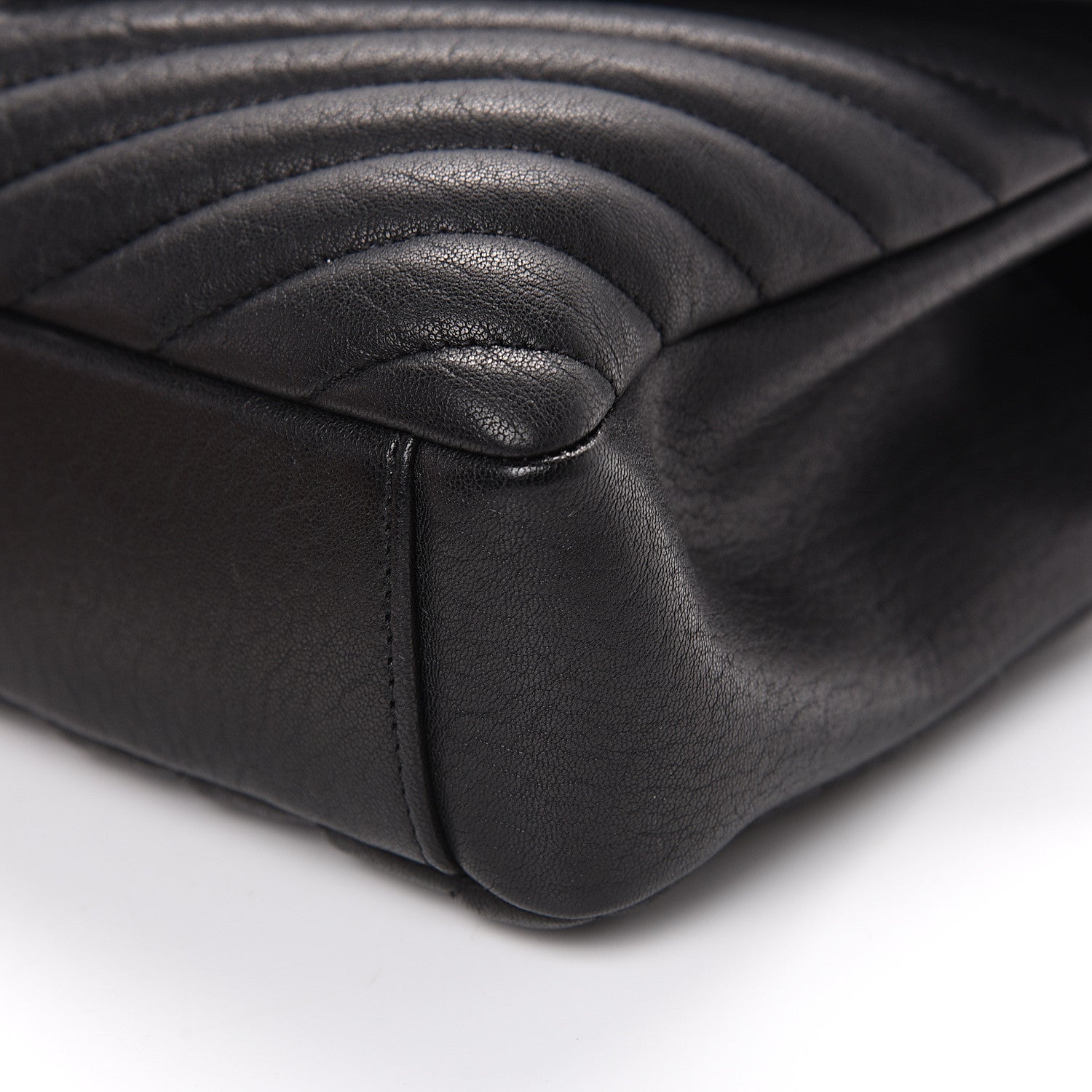 Saint Laurent Sheepskin Matelasse Chevron Monogram Medium College Bag Black 7 of 8
