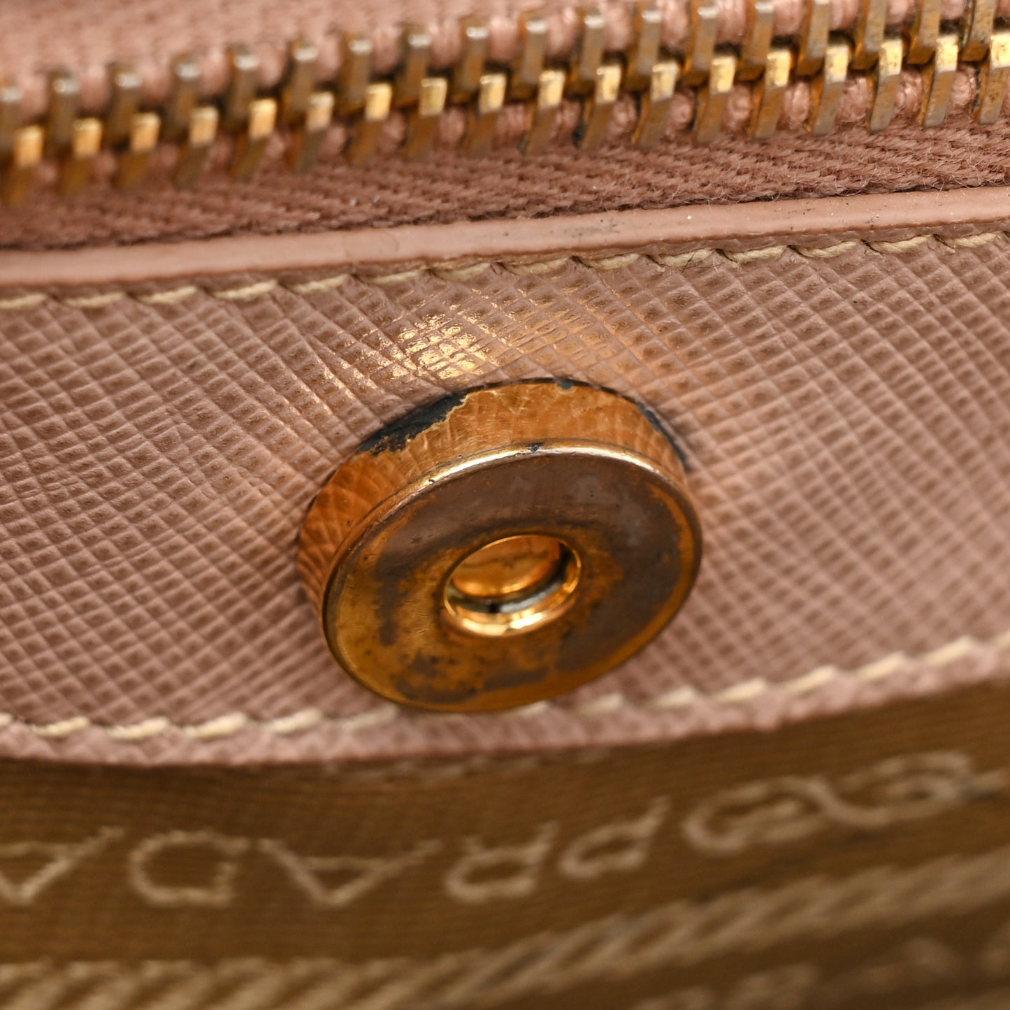 Saffiano Lux Small Tote Cammeo