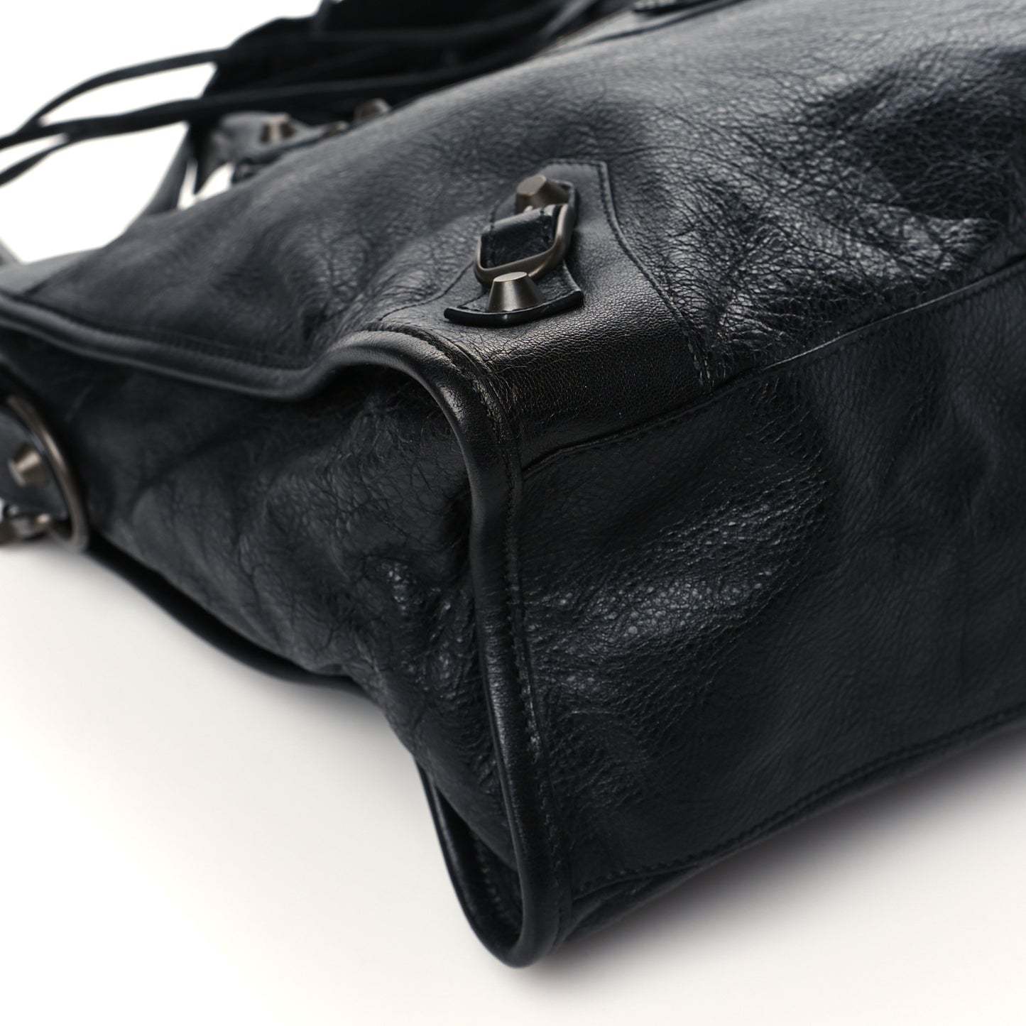 Agneau Classic Hardware City Black