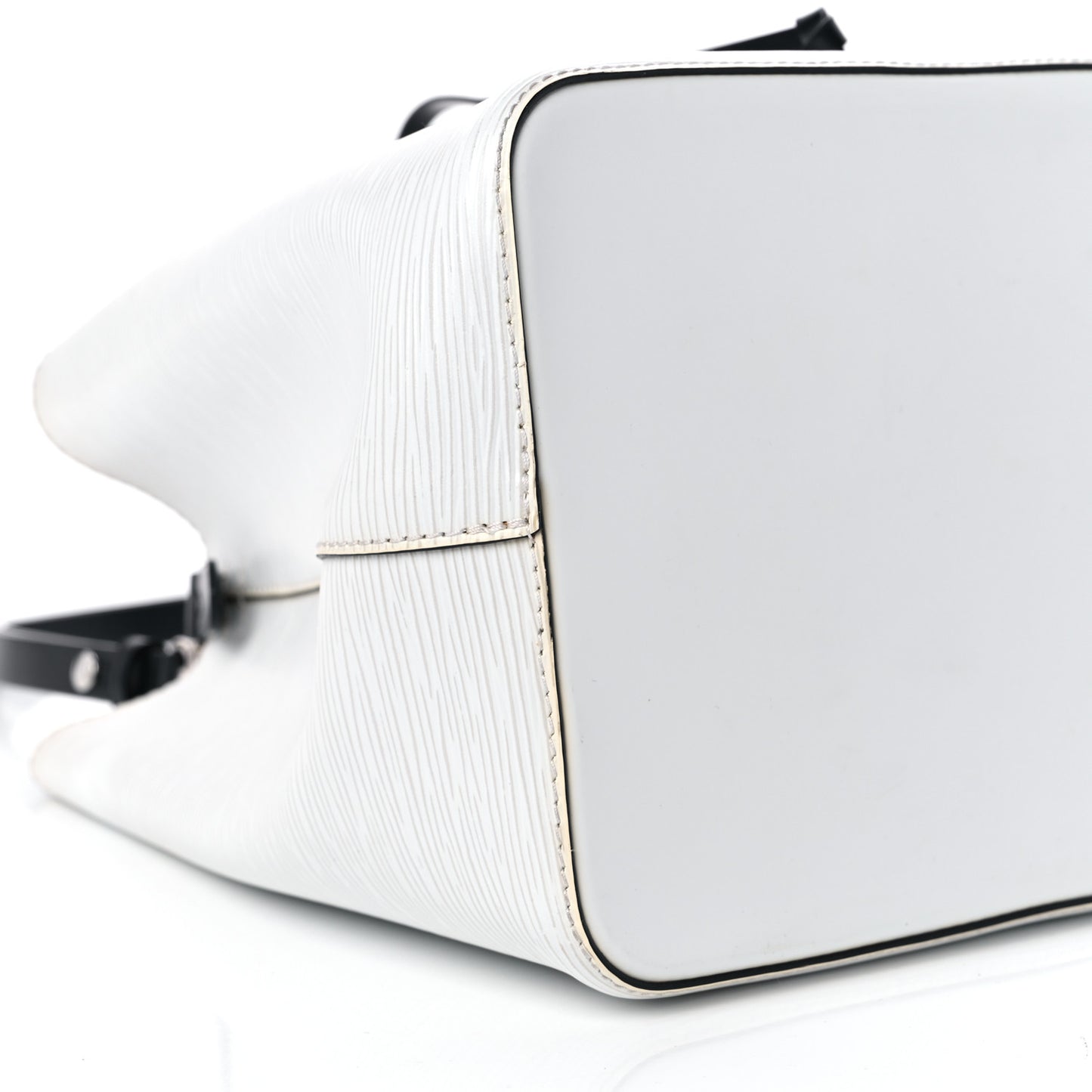 Epi Neonoe White