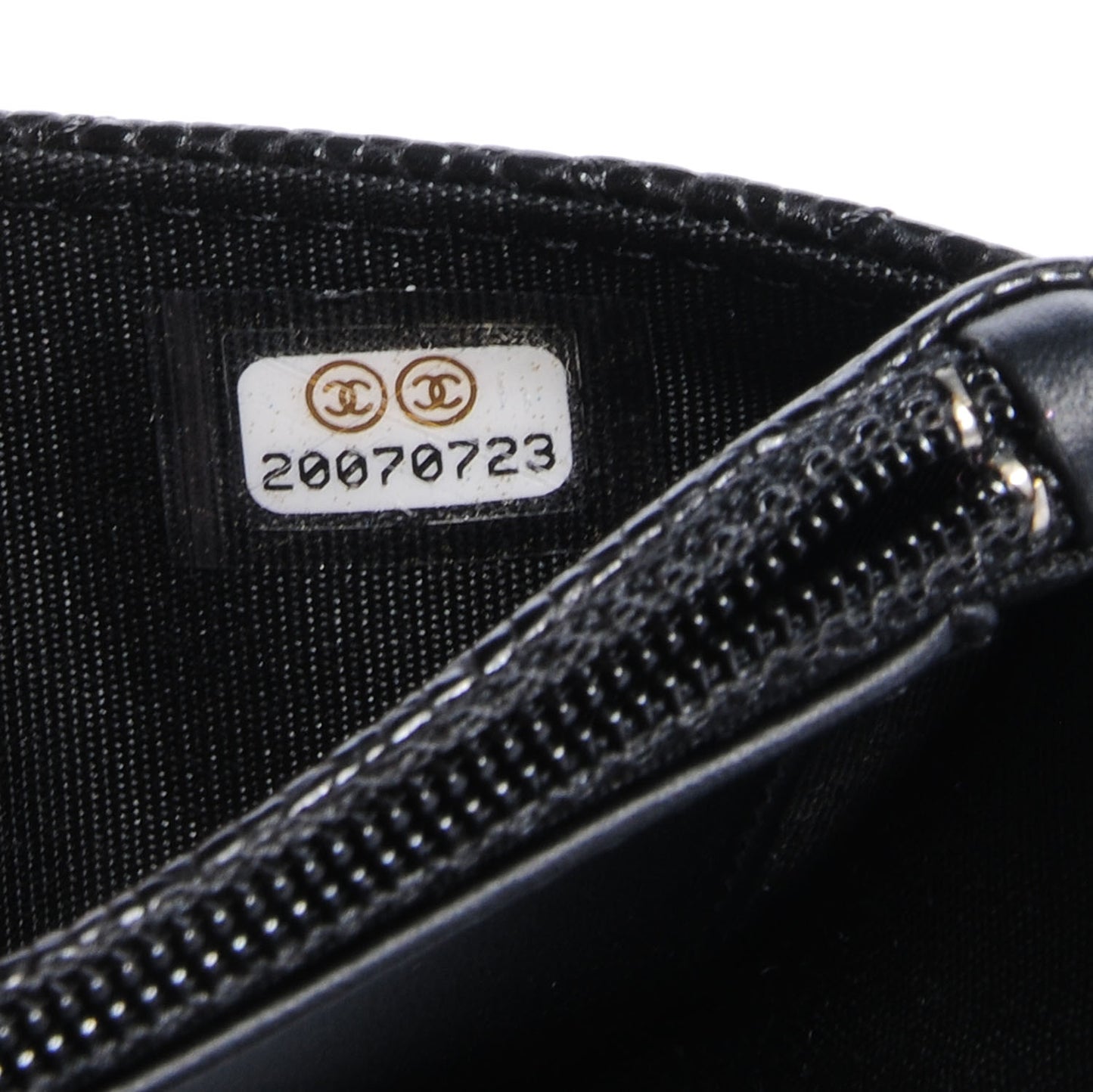 Caviar Quilted Boy Wallet On Chain WOC Black