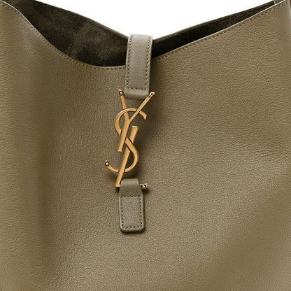 Saint Laurent Supple Calfskin Large Le 5 A 7 Soft Hobo Strong Moss 8 of 10