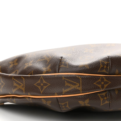 Louis Vuitton Monogram Croissant MM 9 of 12