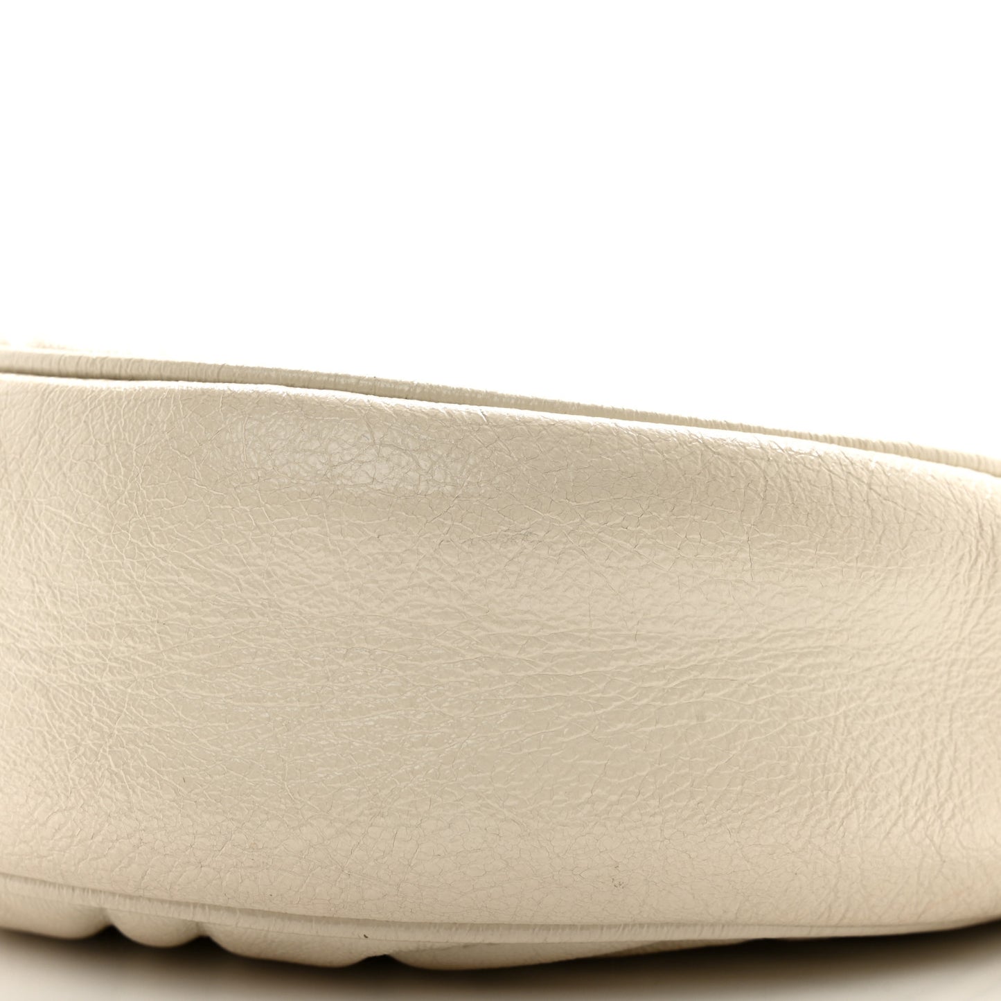 Calfskin Matelasse Mini GG Marmont Round Shoulder Bag White