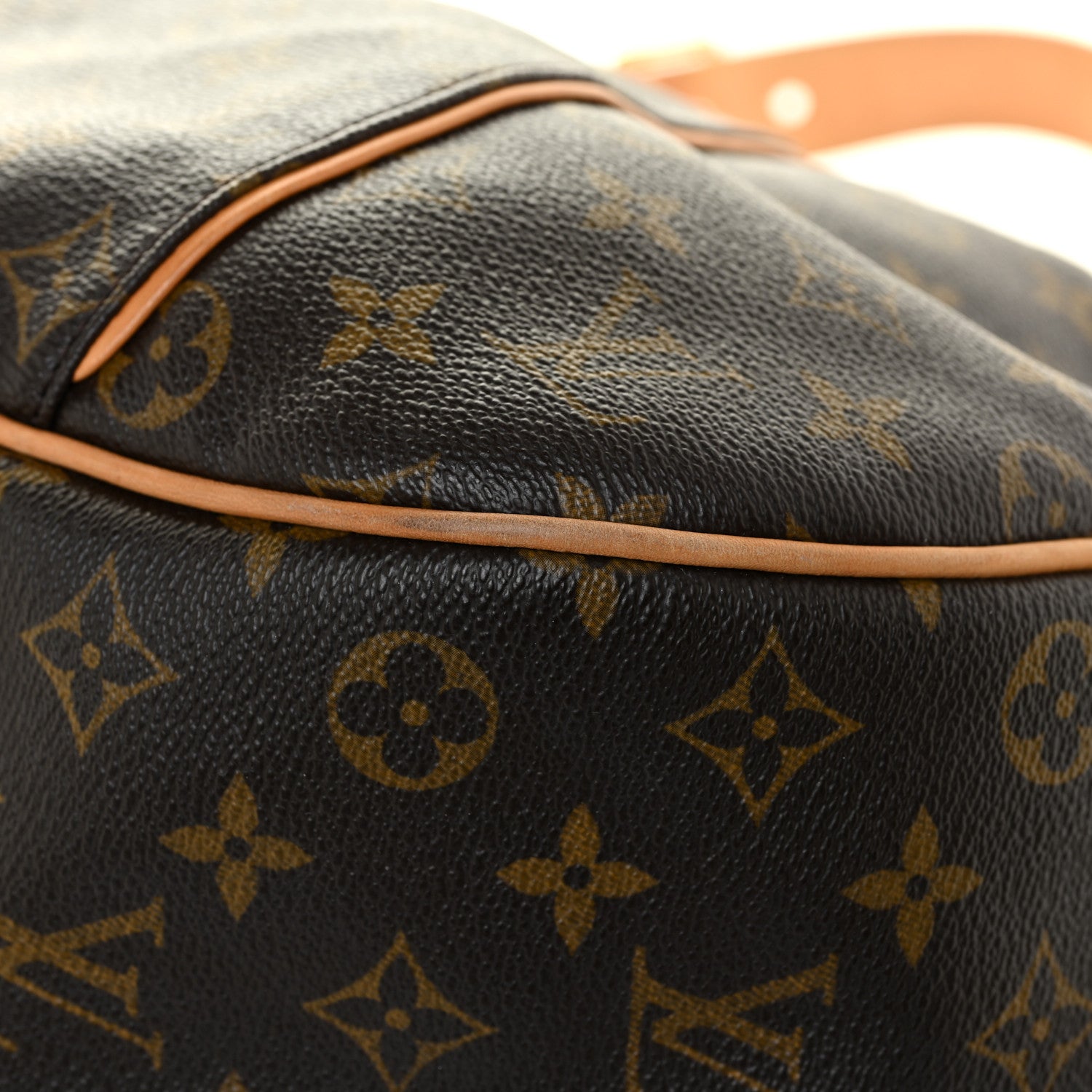 Louis Vuitton Monogram Galliera GM 11 of 26