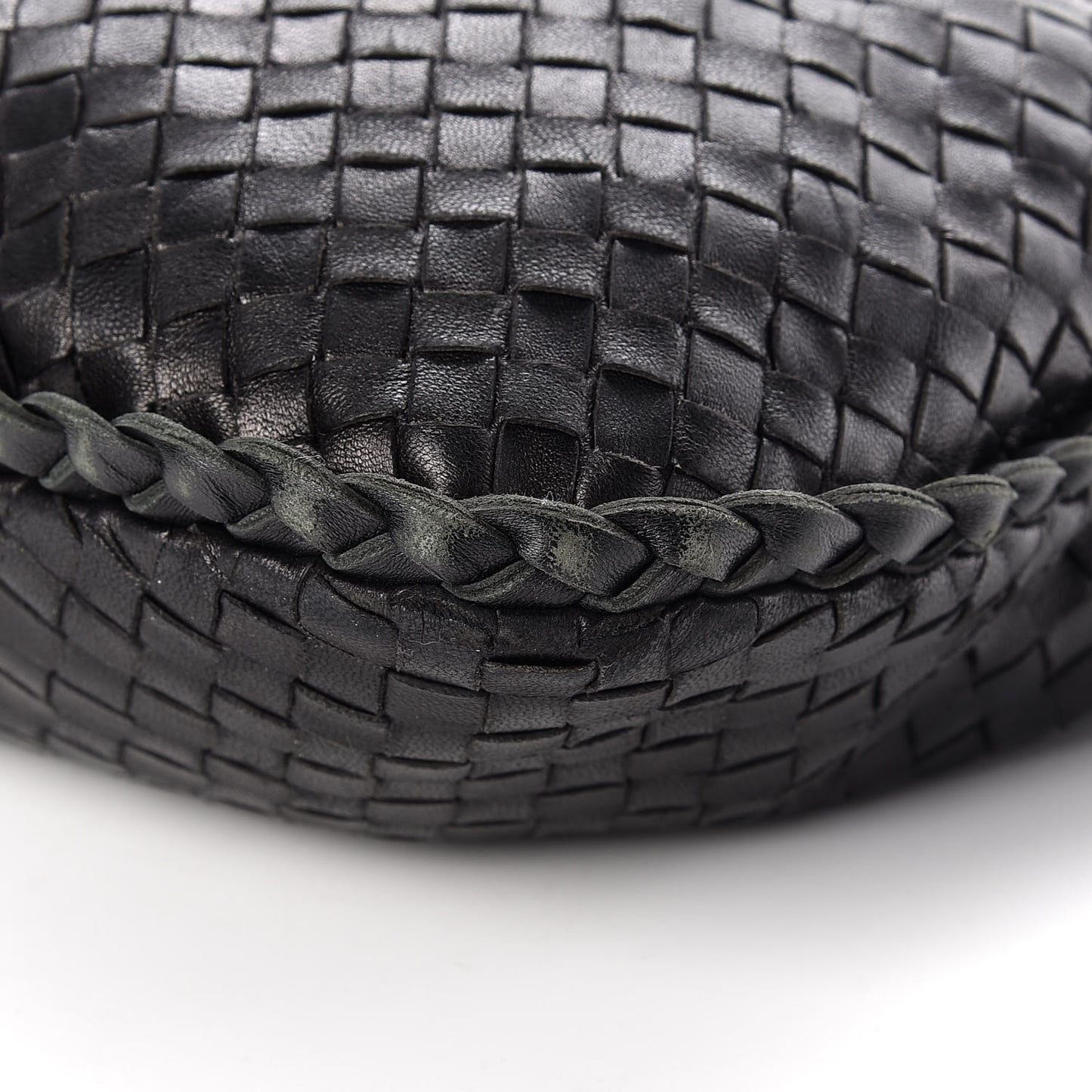 Nappa Intrecciato Medium Veneta Hobo Black