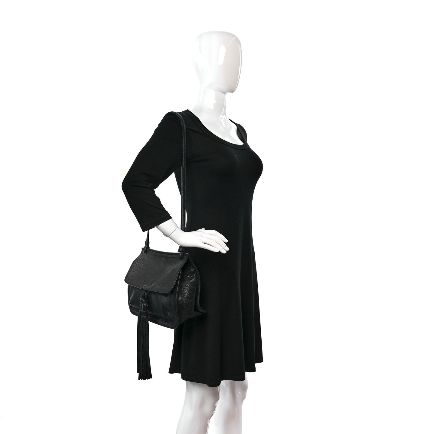 Pebbled Calfskin Medium Bamboo Daily Flap Shoulder Bag Black