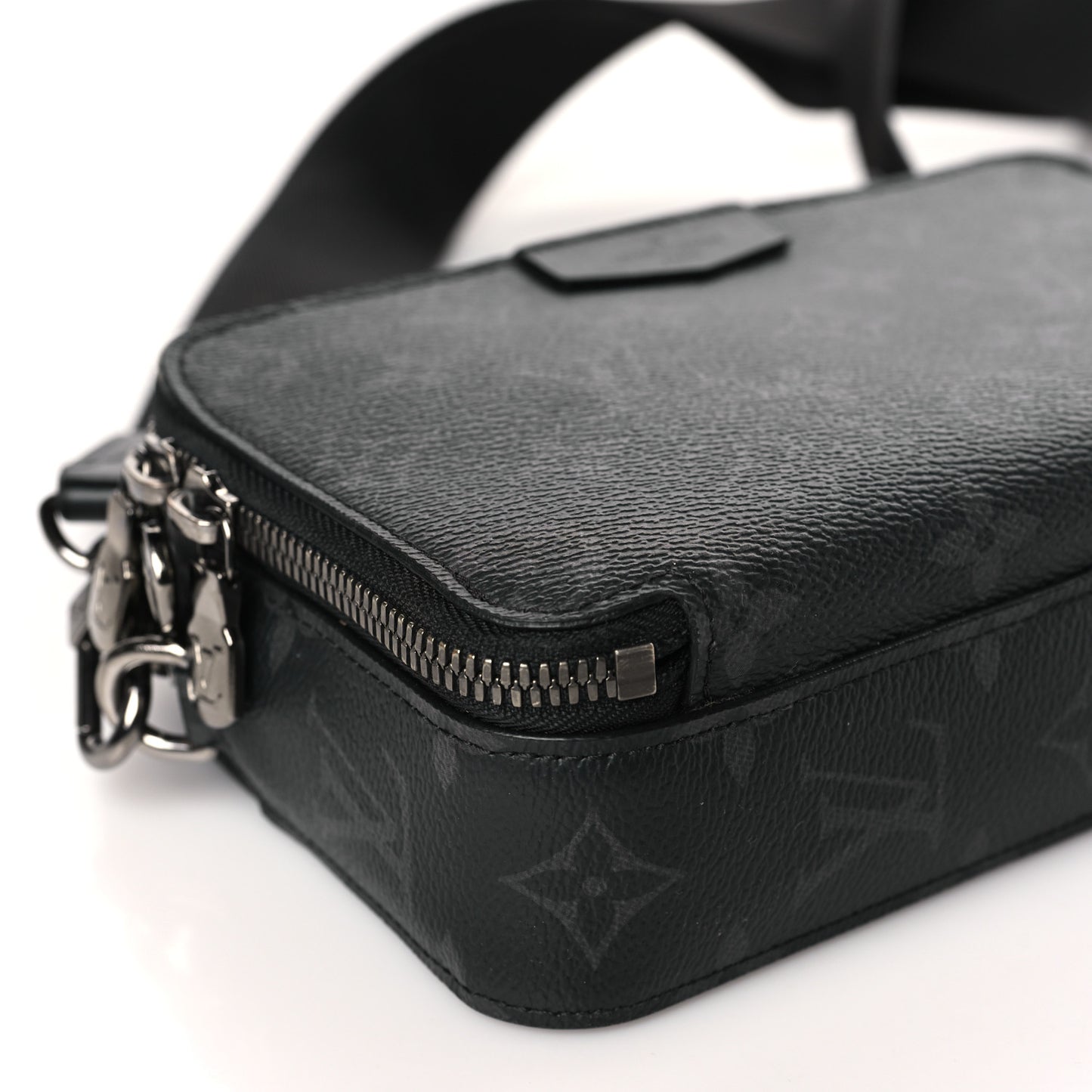 Monogram Eclipse Alpha Wearable Wallet