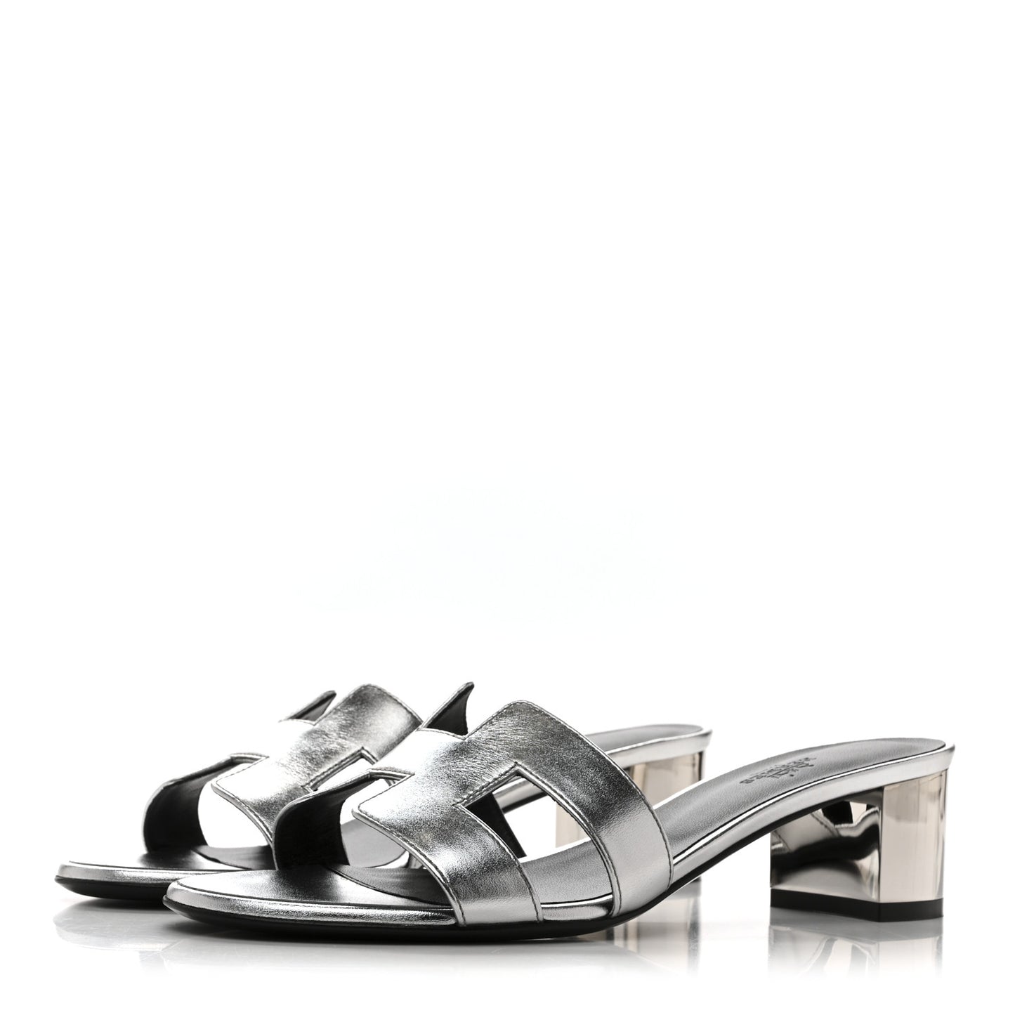 Metallic Nappa Oasis Sandals 39 Argent