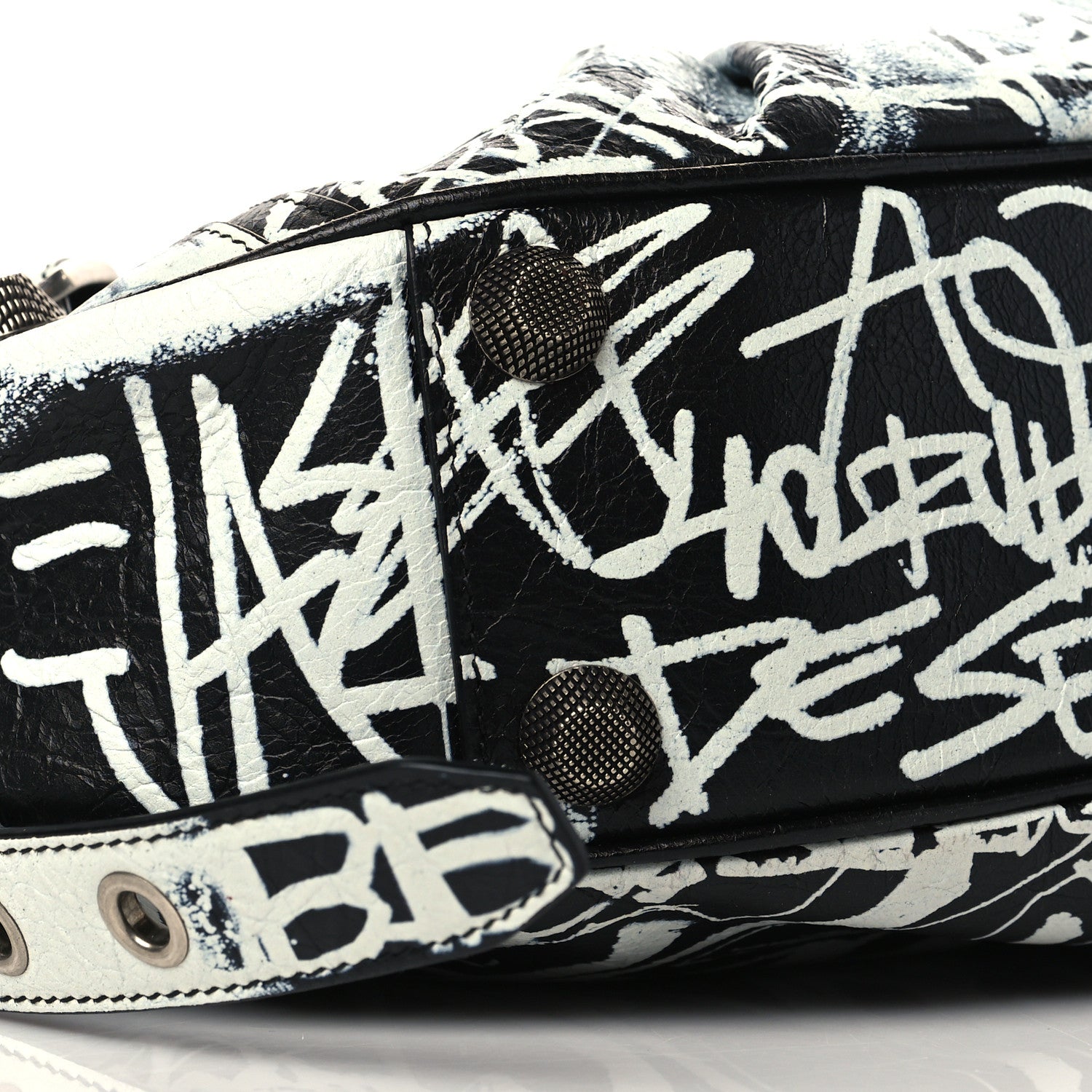 Balenciaga Agneau Arena Graffiti Small Le Cagole Shoulder Bag Black White 9 of 10