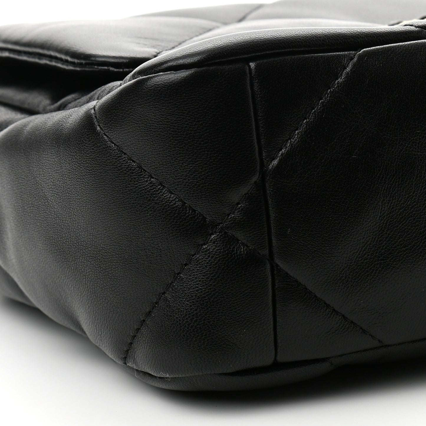 Shiny Goatskin Quilted Medium Chanel 19 Flap Black