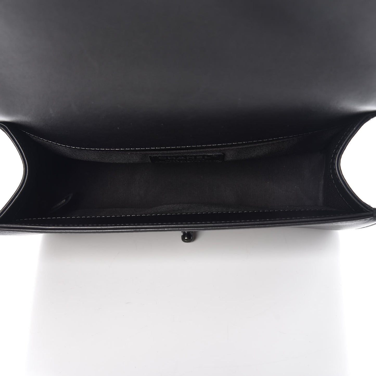 Calfskin Quilted Medium Boy Flap So Black