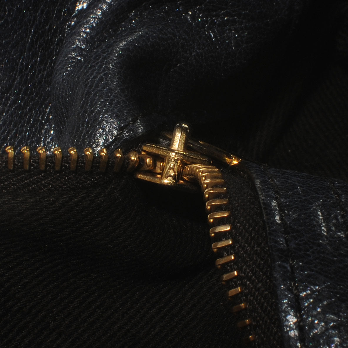Leather Large Histoire Metallic