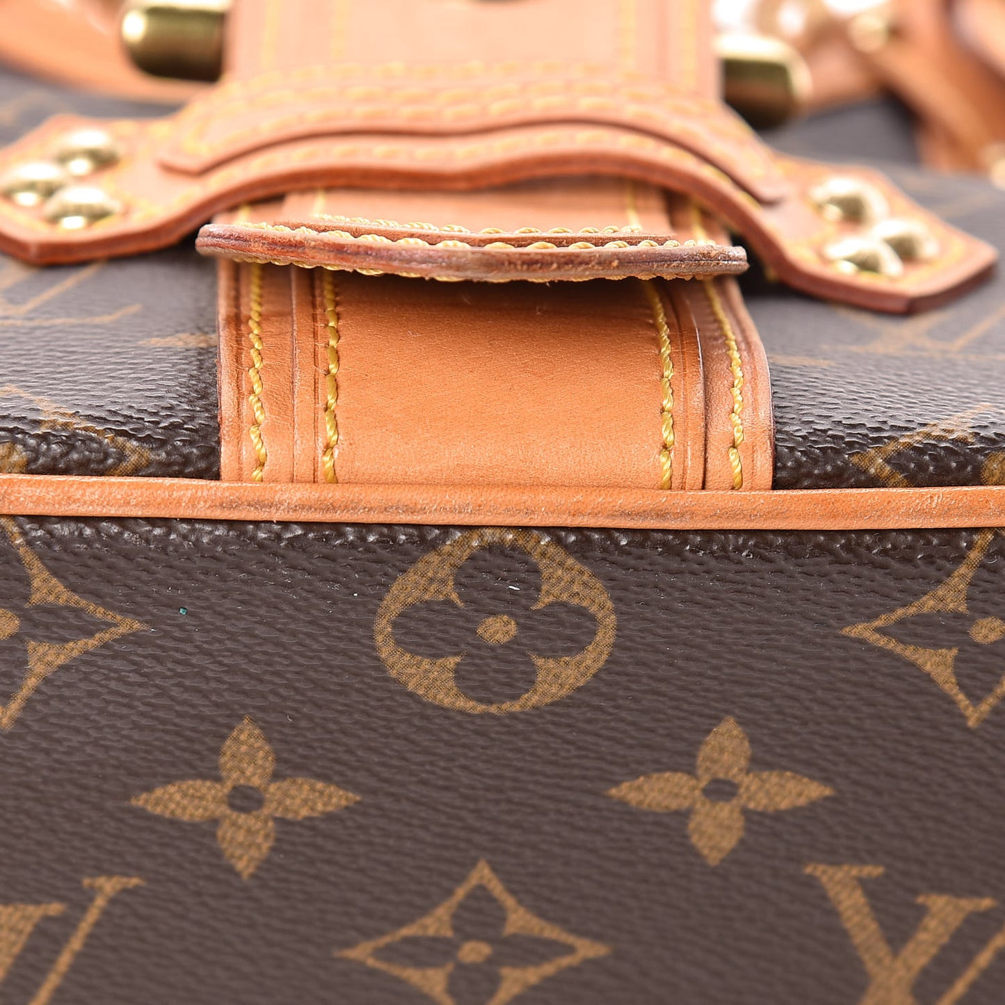 Monogram Theda GM