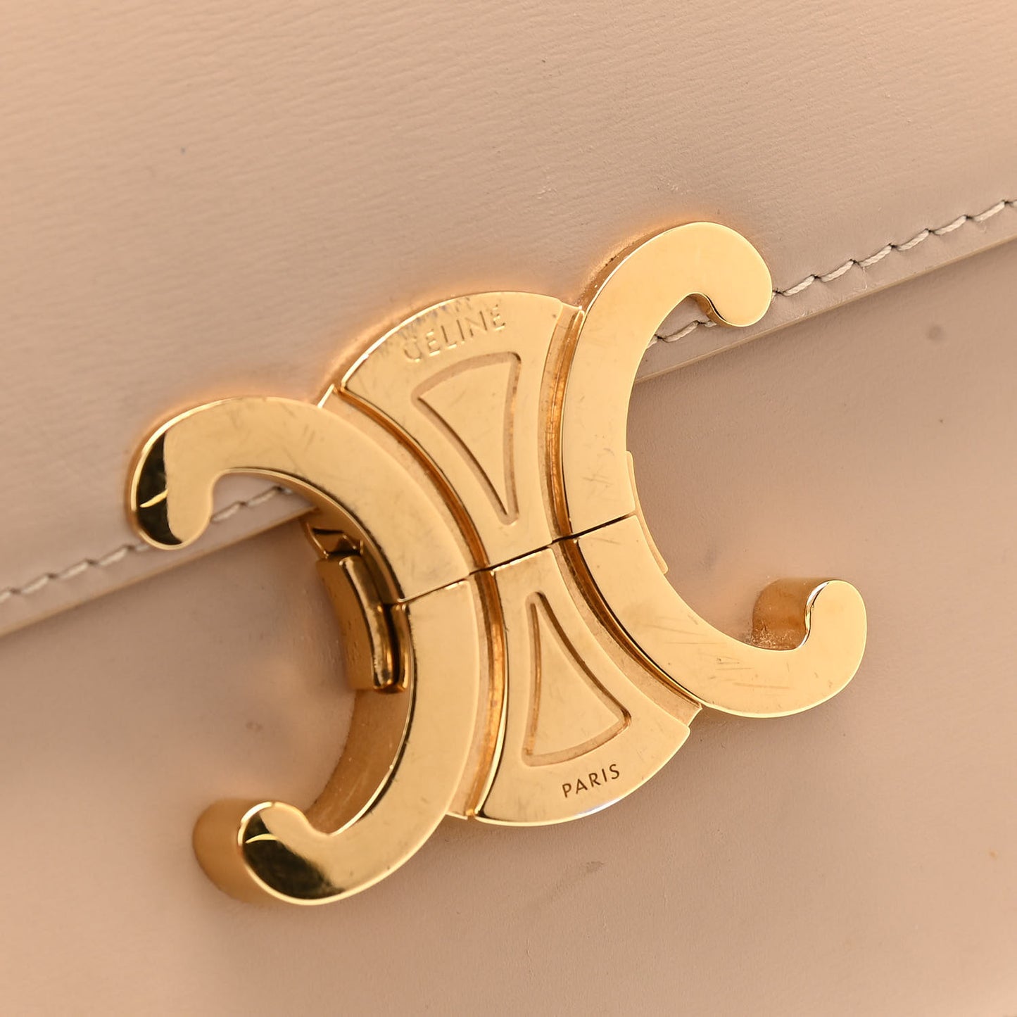 Shiny Calfskin Medium Triomphe Nude