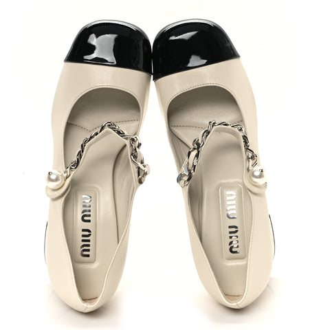 Patent Chain Pearl Mary Jane Pumps 37 Avorio Black