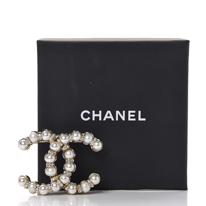 Chanel Pearl Crystal Nefertiti CC Brooch Gold 5 of 5