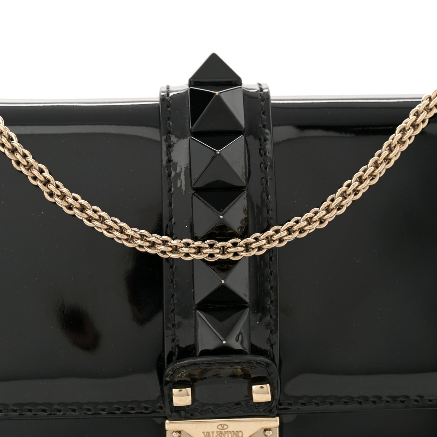 Patent Medium Glam Lock Rockstud Flap Black