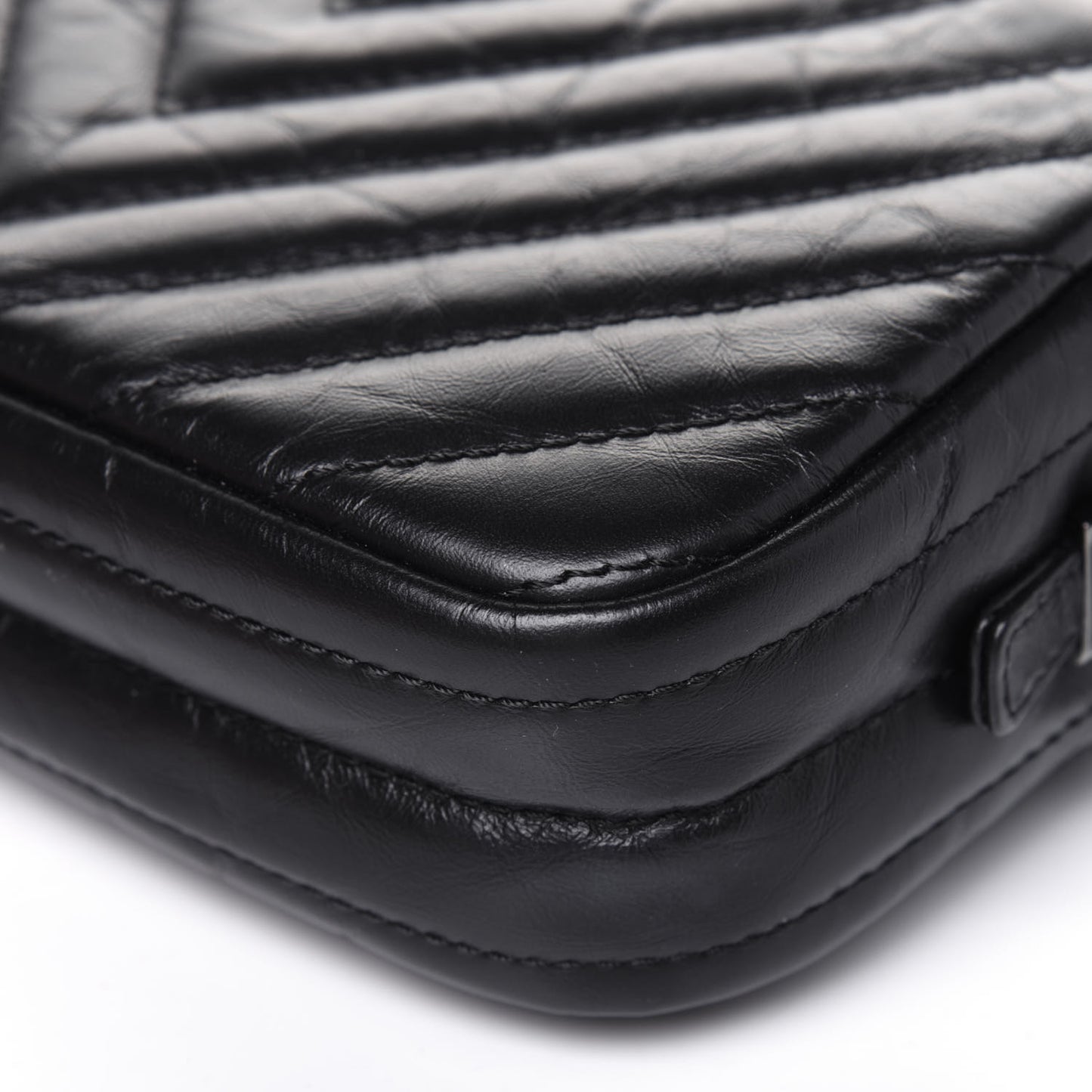 Aged Calfskin Chevron Mini Reissue Camera Case So Black
