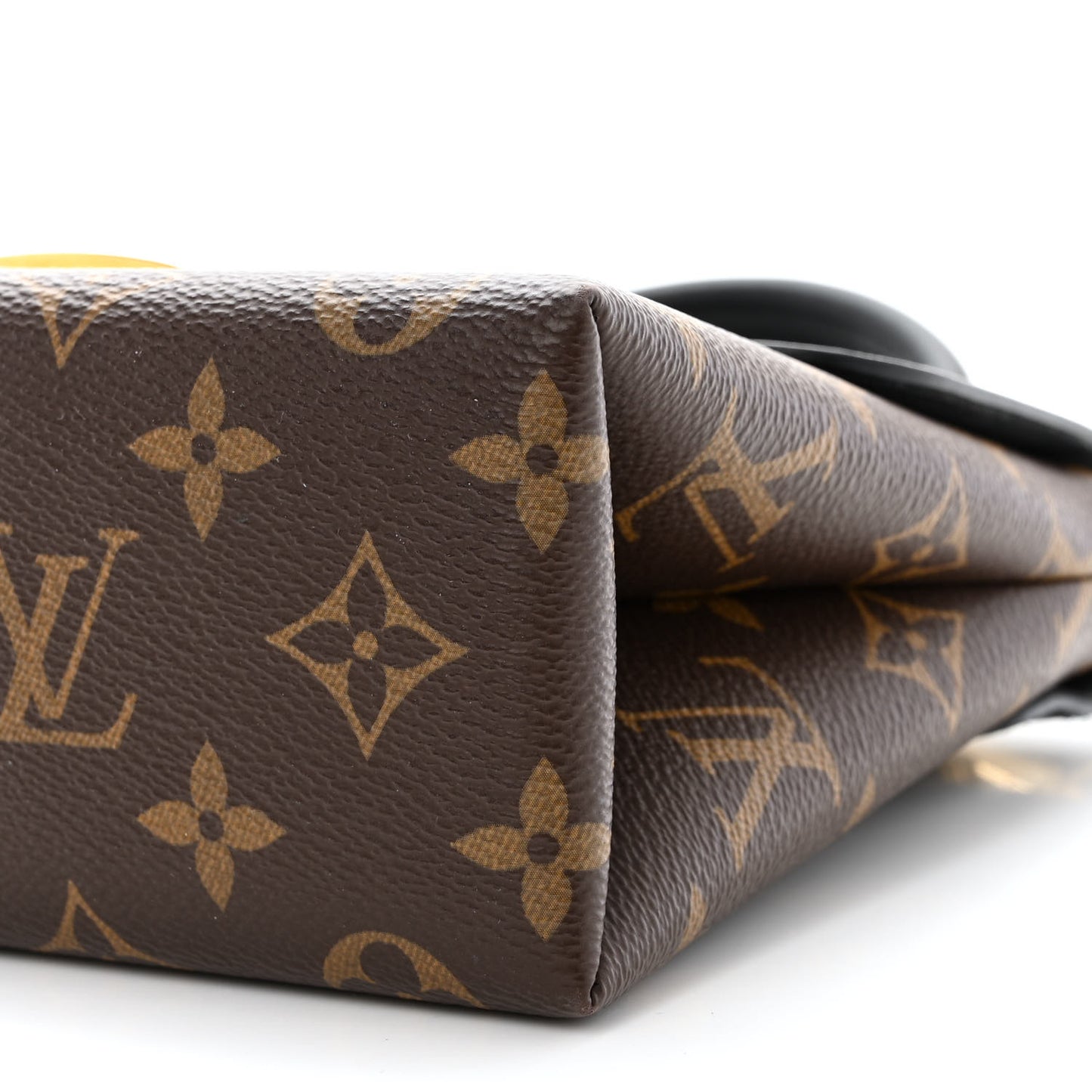 Monogram Locky BB Black