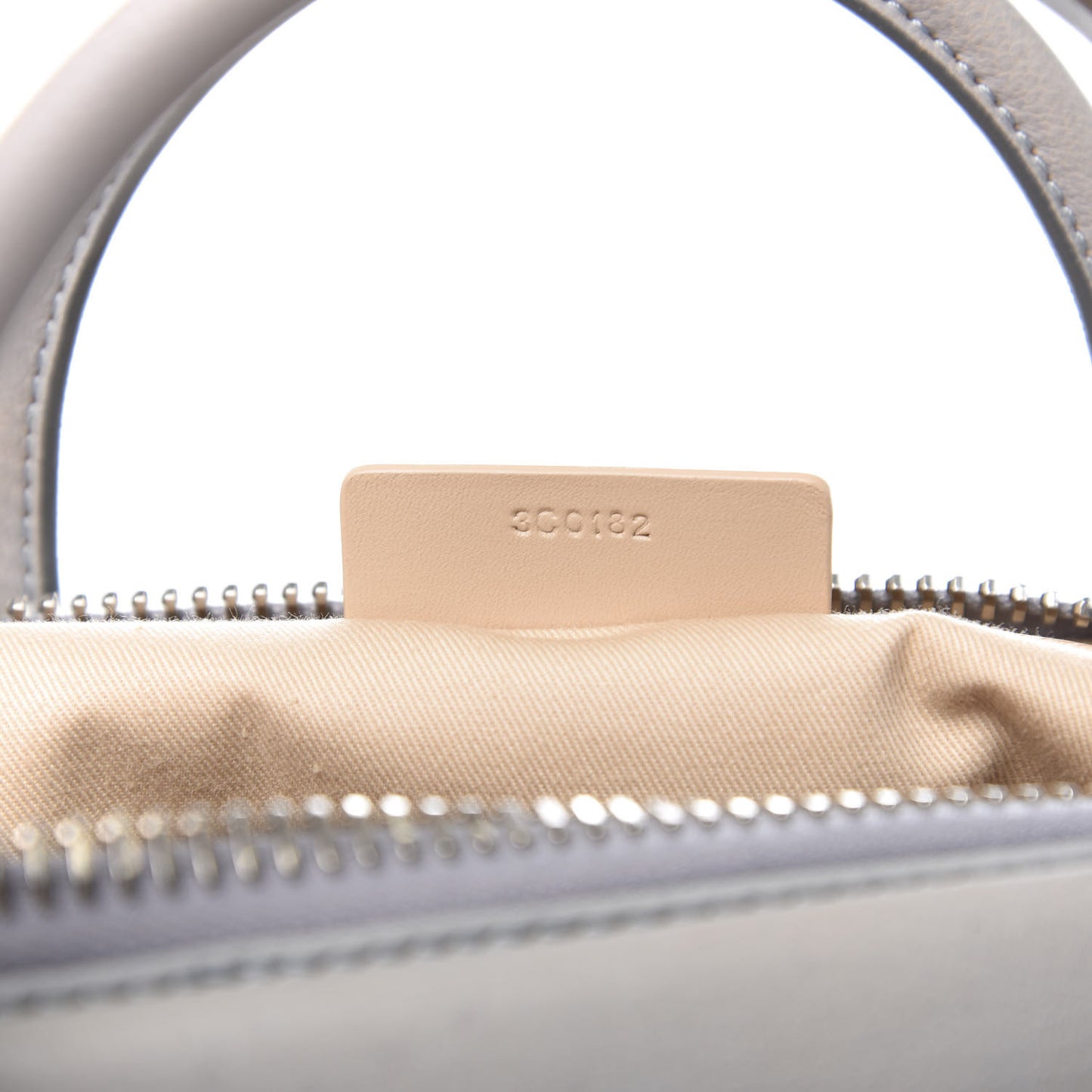 Sugar Goatskin Medium Antigona Pearl Grey