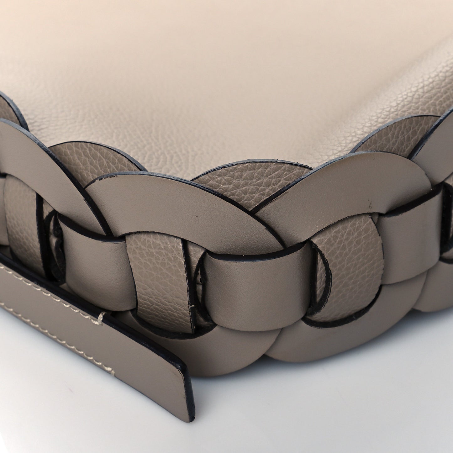 Small Grain Smooth Calfskin Medium Darryl Hobo Motty Grey