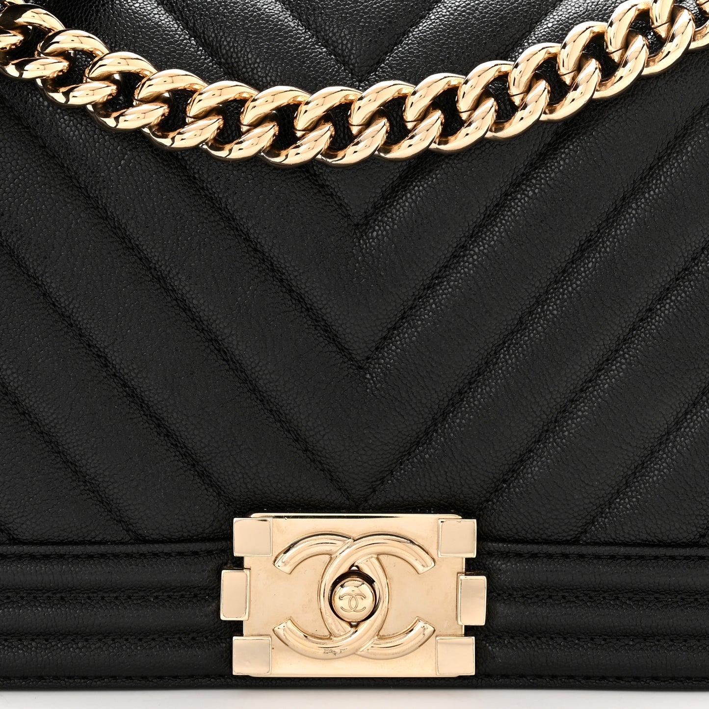 Caviar Chevron Quilted Medium Boy Flap Black