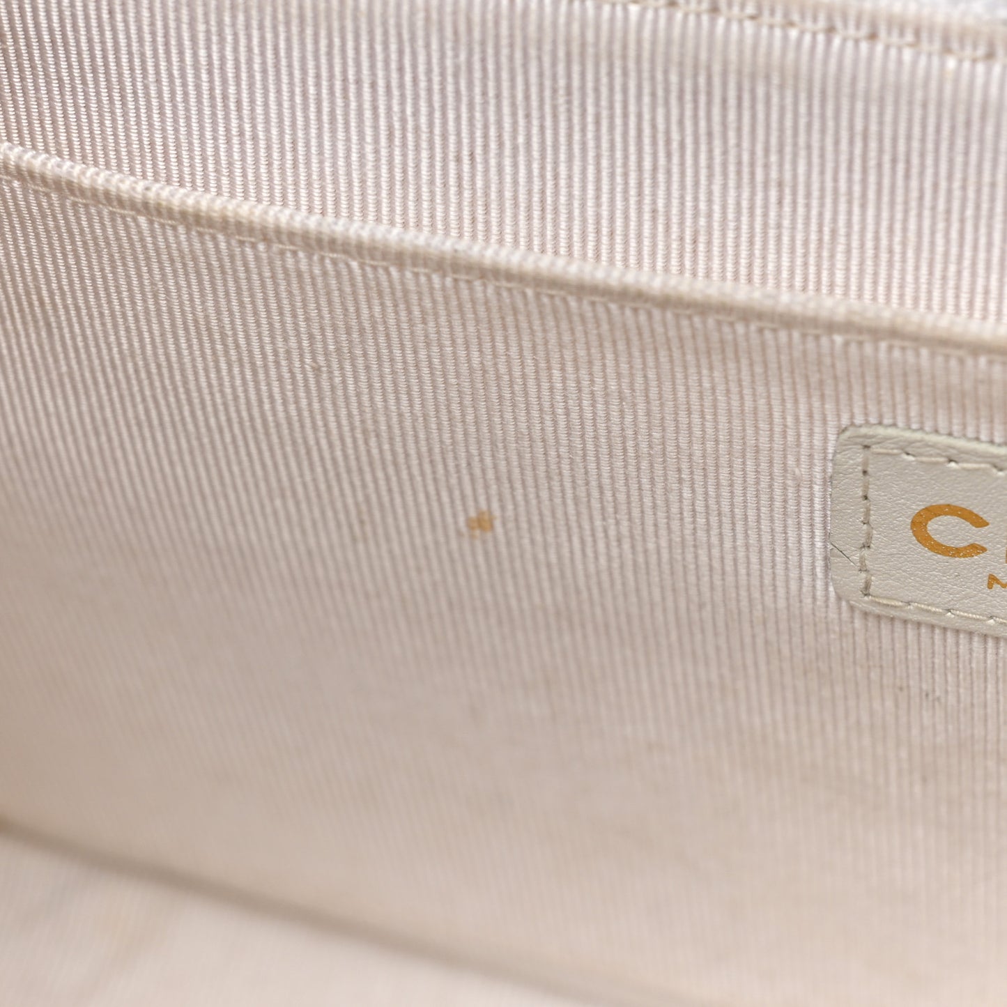 Calfskin Quilted Medium Wild Stitch Flap White
