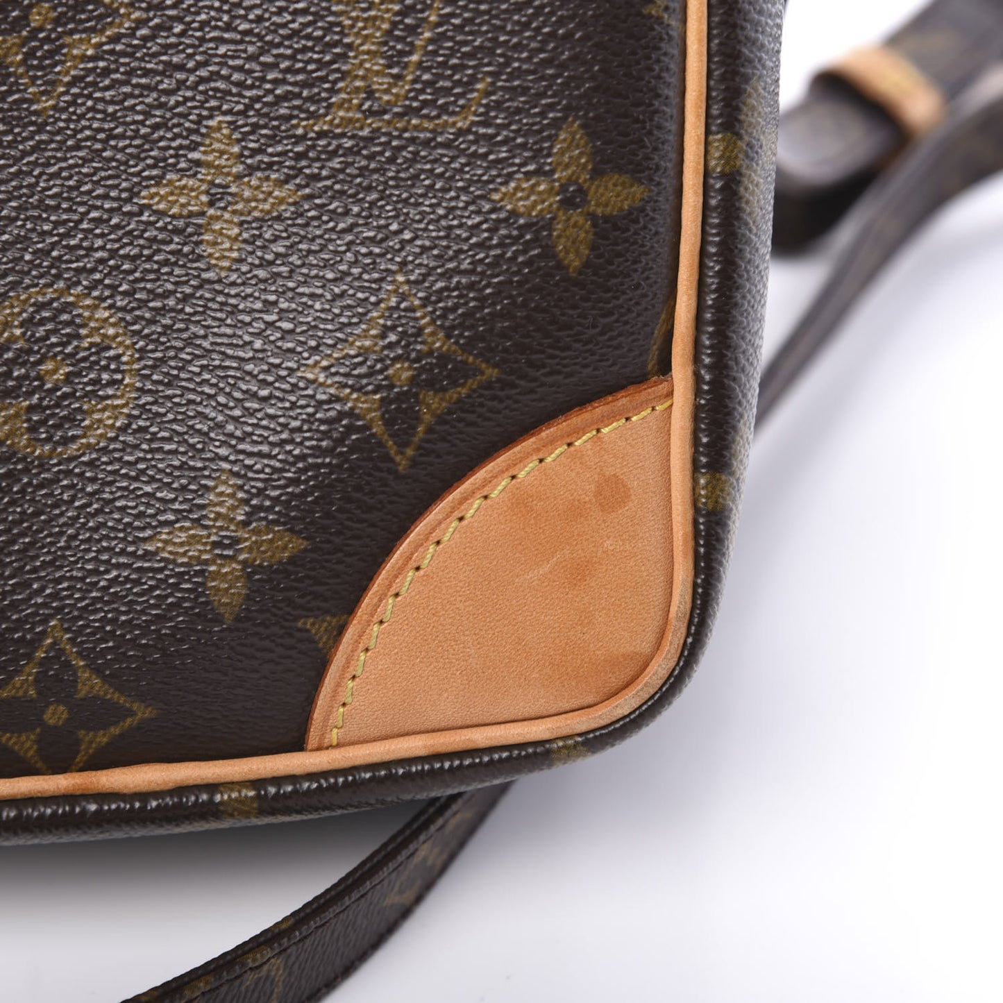 Monogram Amazone