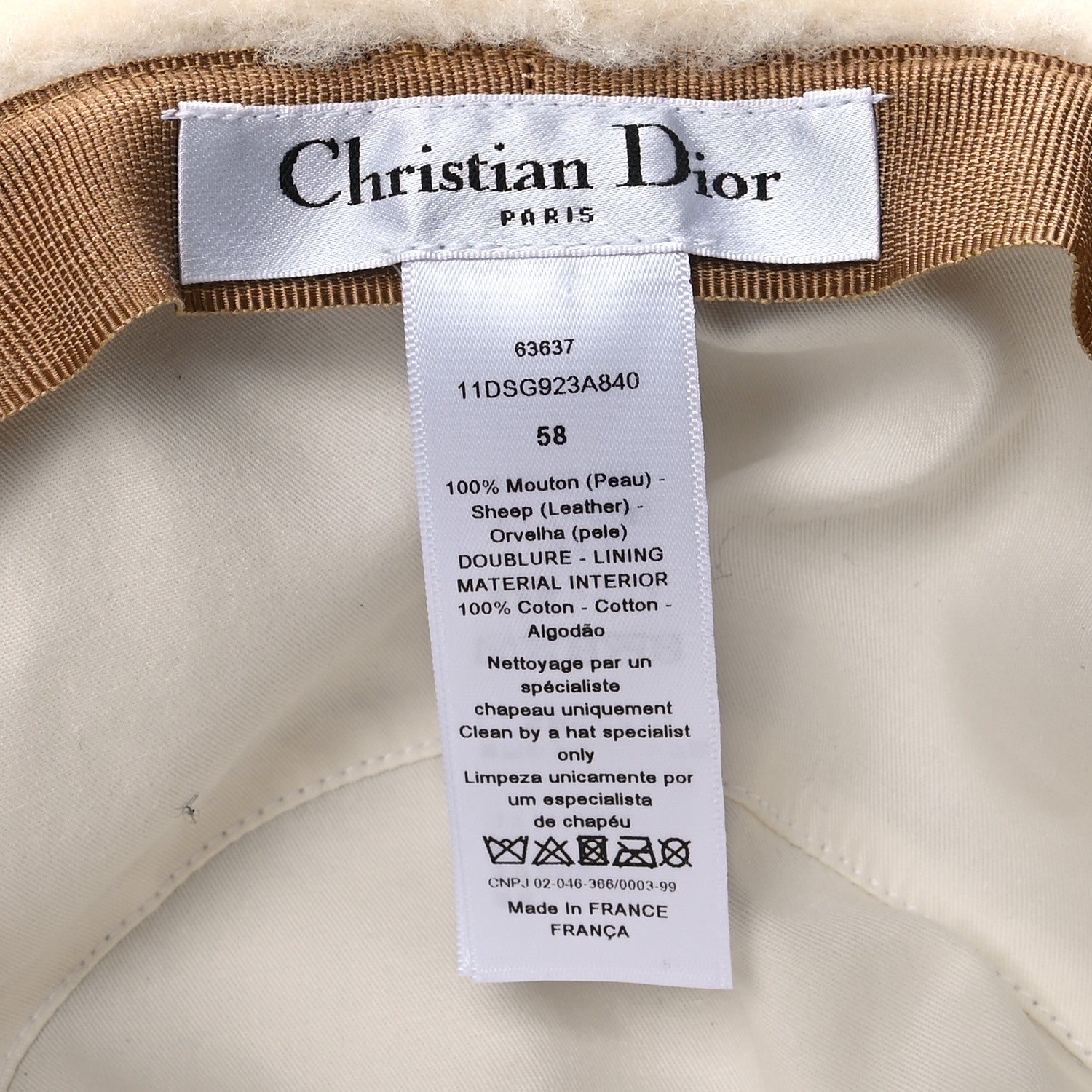 Christian Dior Suede Shearling Bucket Hat 58 Beige 8 of 8