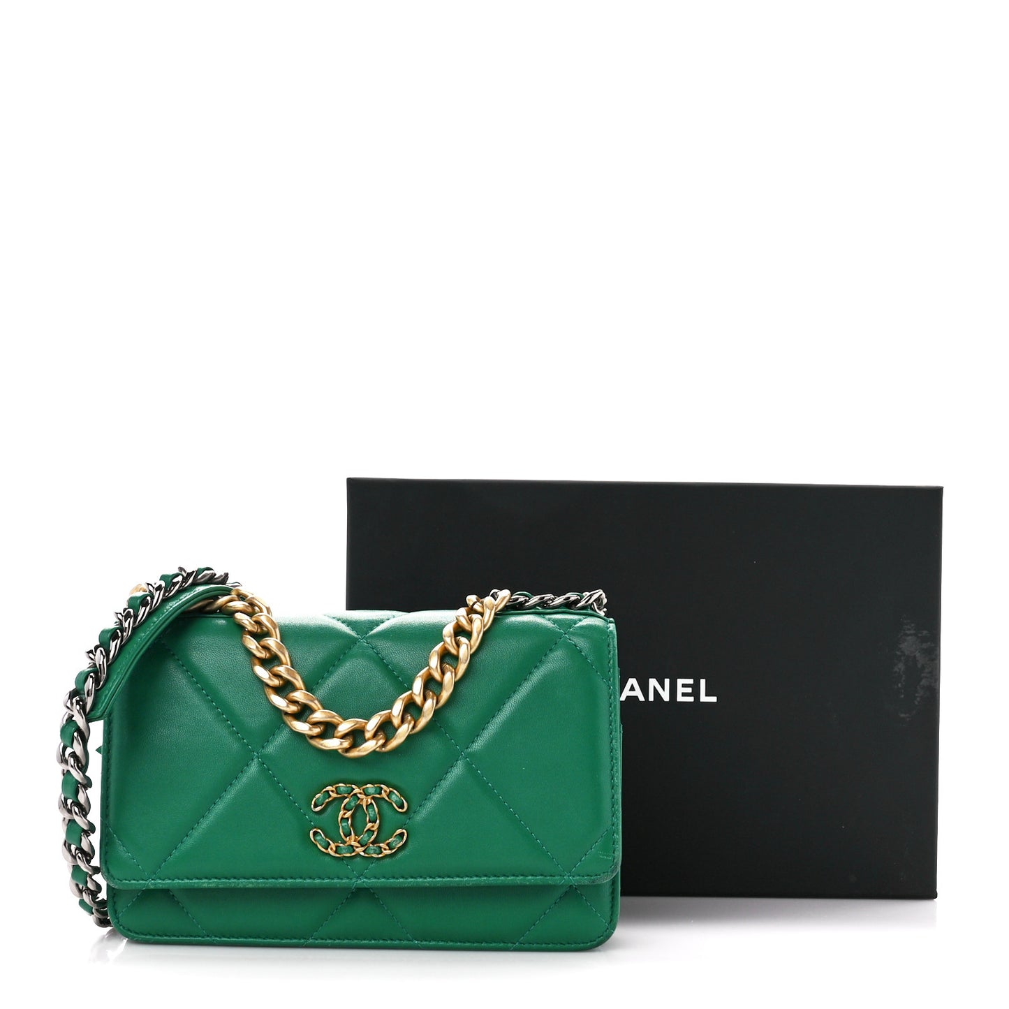 Lambskin Quilted Chanel 19 Wallet On Chain WOC Green