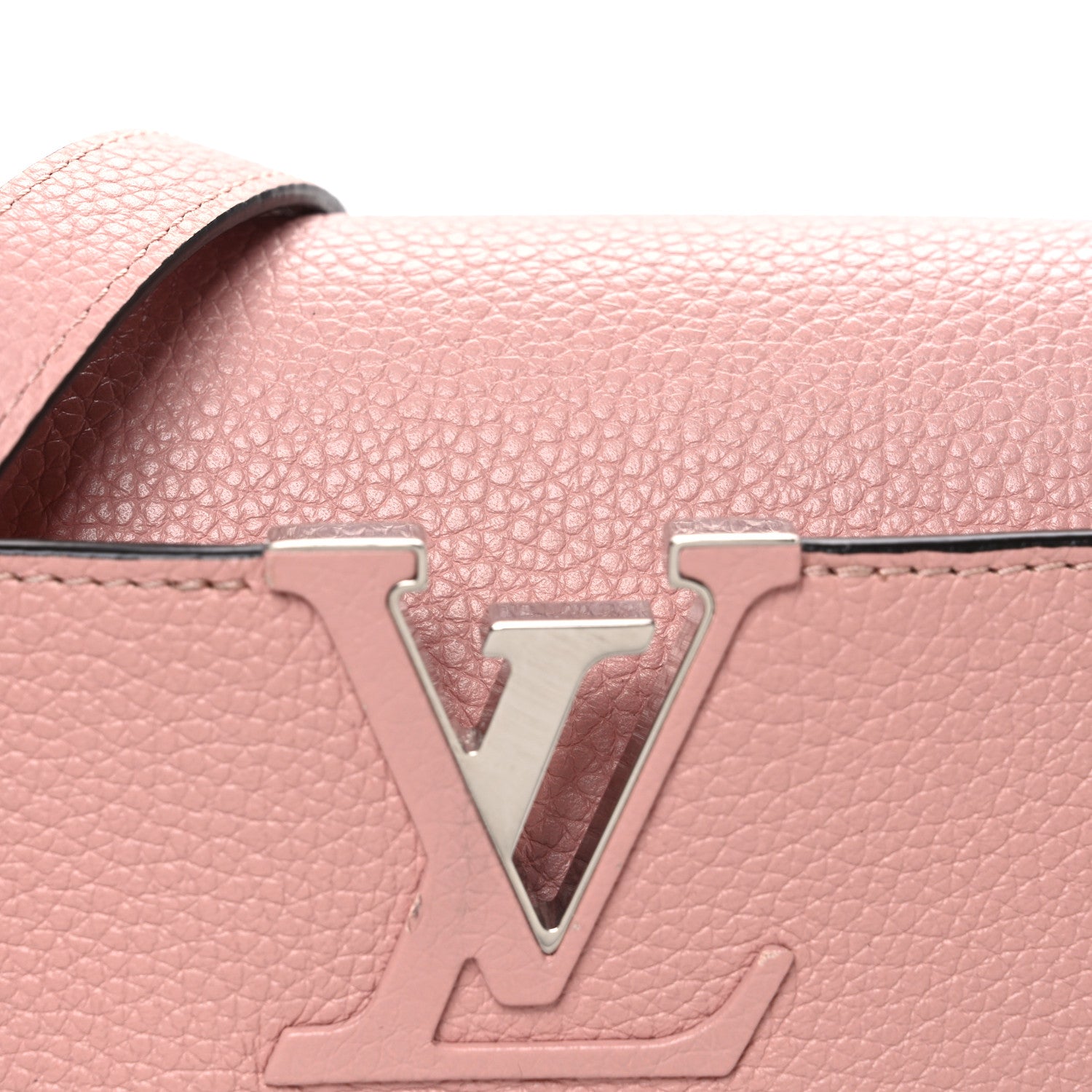 Louis Vuitton Taurillon Capucines PM Magnolia 8 of 10