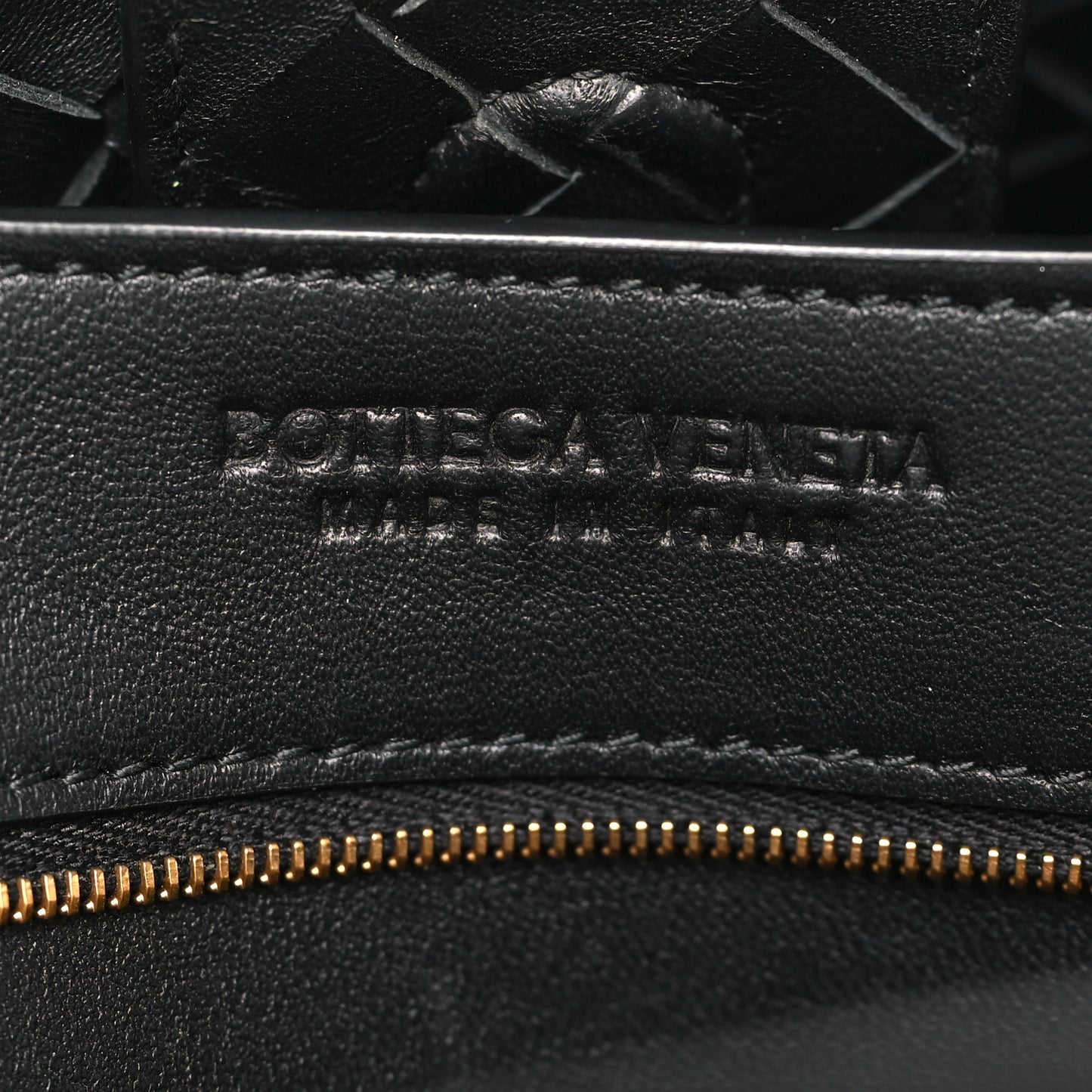 Nappa Intrecciato Medium Andiamo Shoulder Bag Black