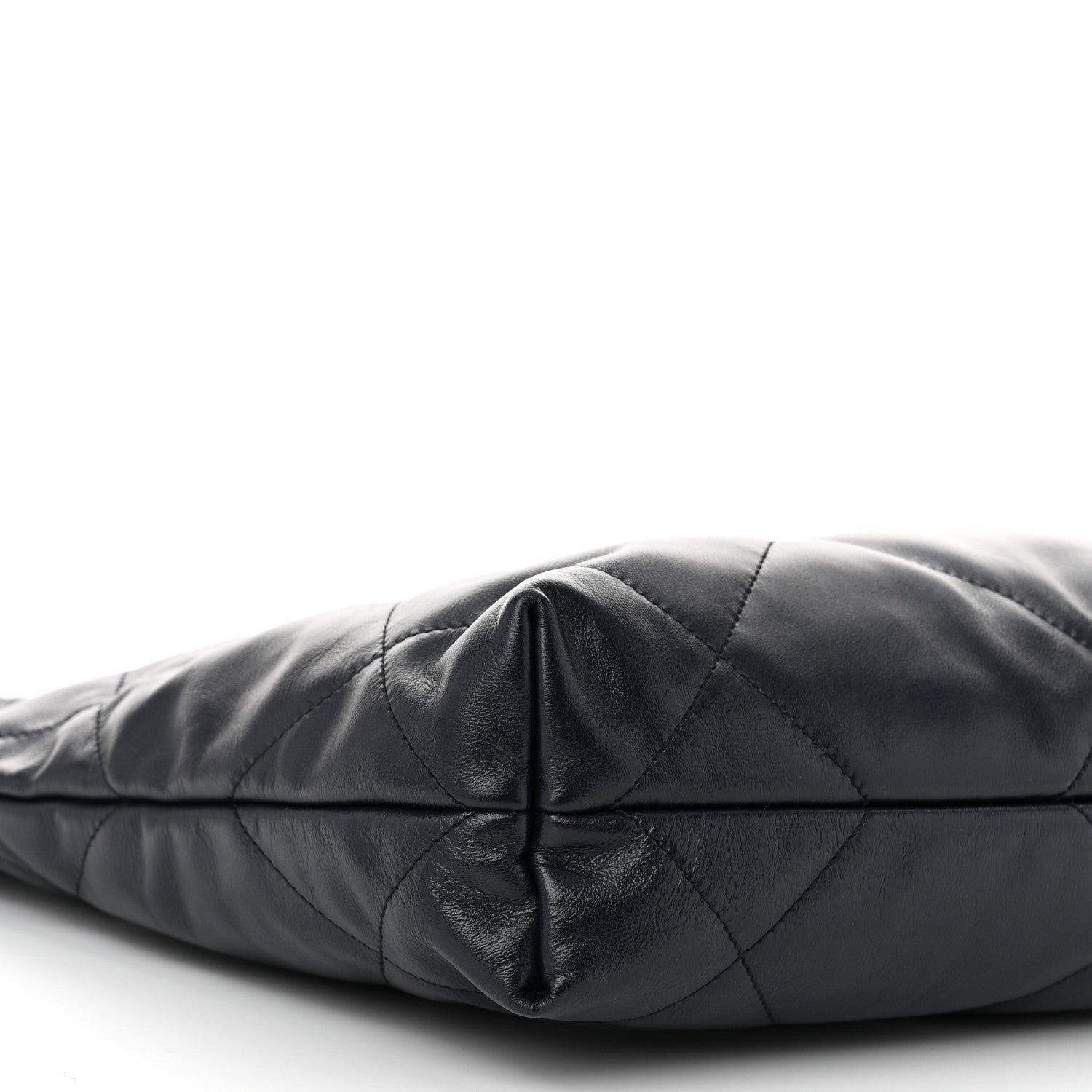 Chanel Shiny Calfskin Quilted Chanel 22 Navy 10 of 11