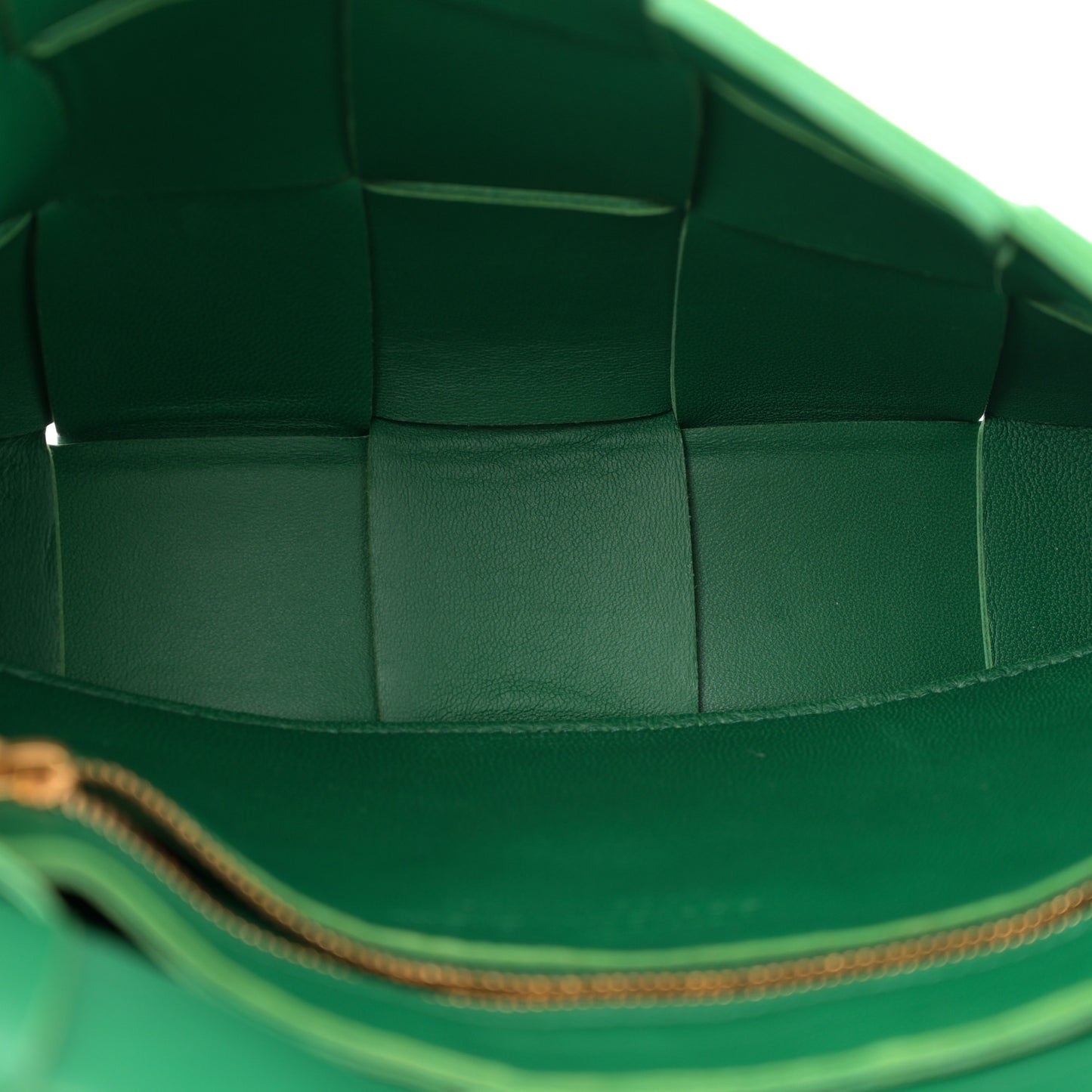 Lambskin Maxi Intrecciato Cassette Crossbody Bag Racing Green