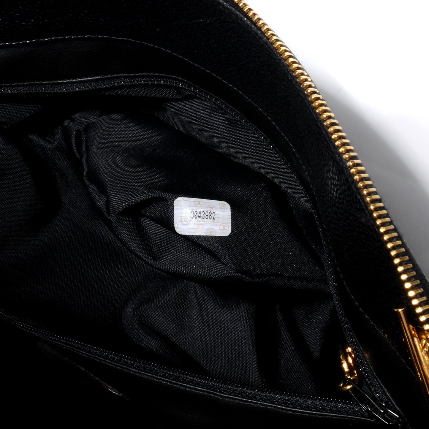 Caviar CC Shoulder Bag Black