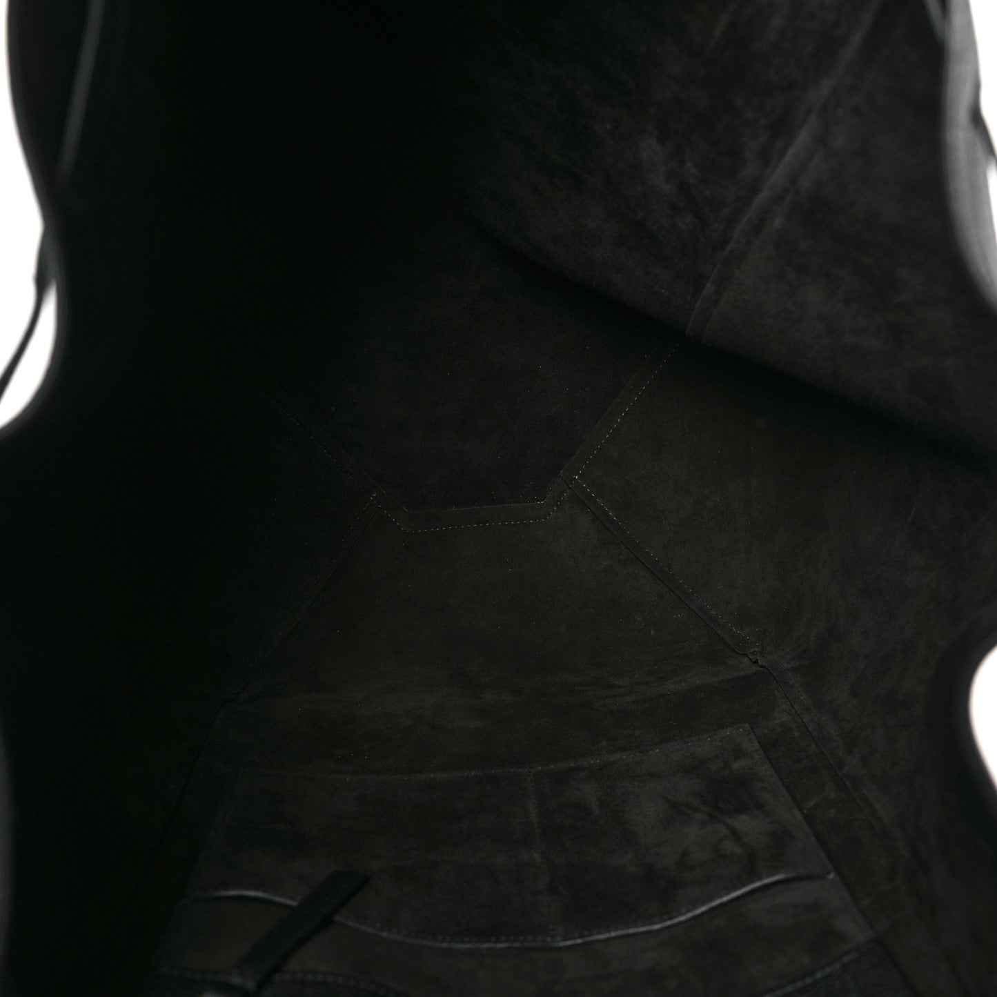 Soft Grained Calfskin Medium Belt Cabas Phantom Black