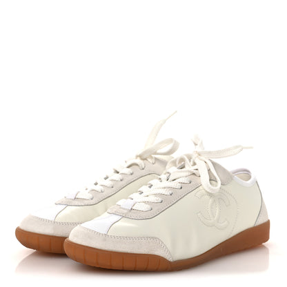 Chanel Calfskin Suede Womens CC Sneakers 39 White 4 of 11