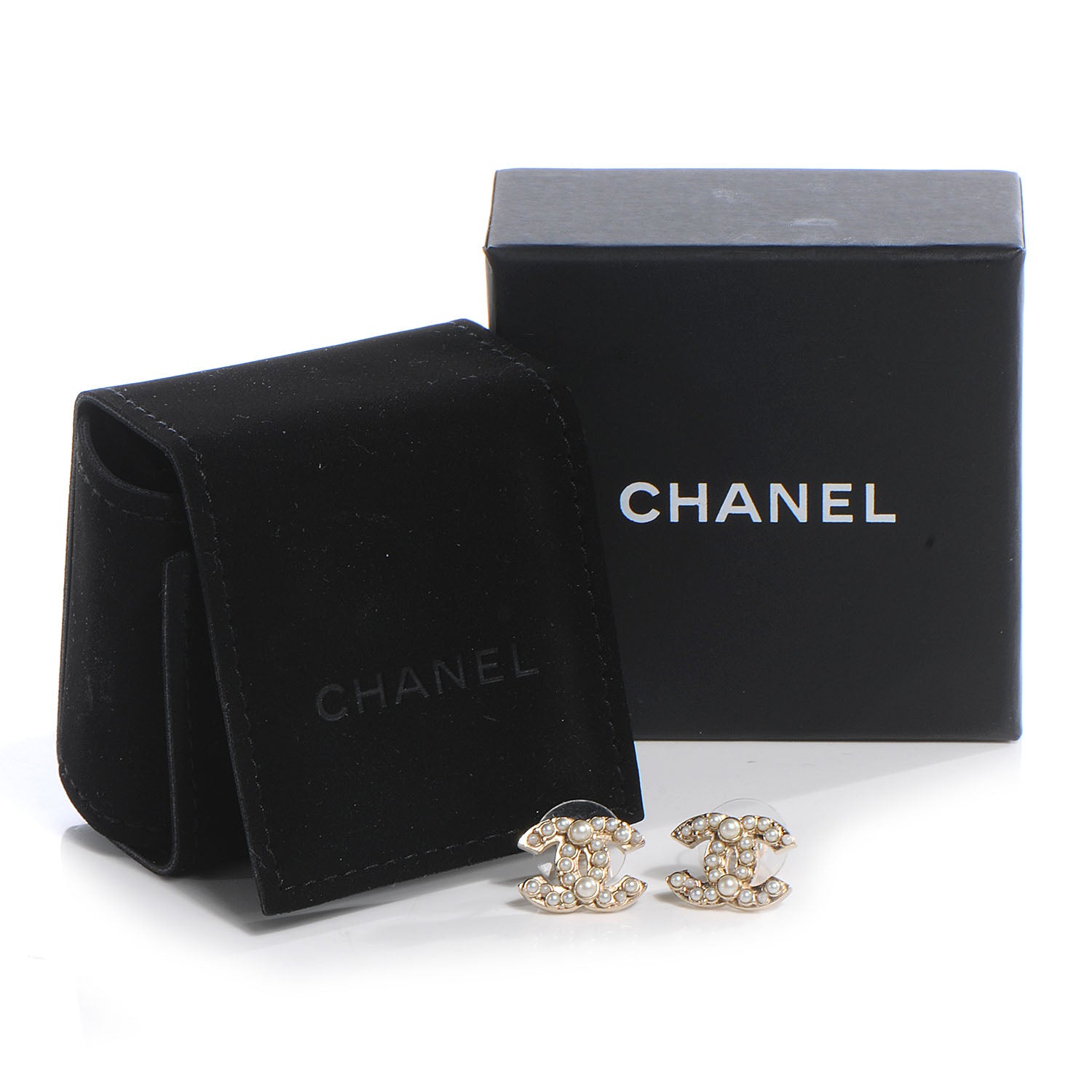 Chanel Pearl CC Logo Earrings Gold 3 of 5