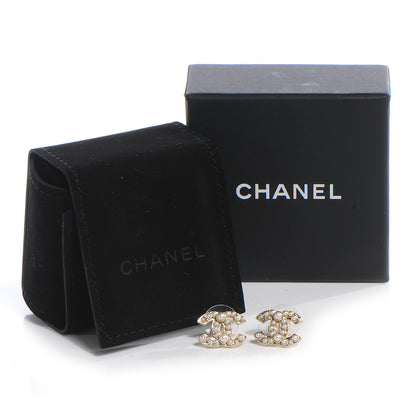 Chanel Pearl CC Logo Earrings Gold 3 of 5