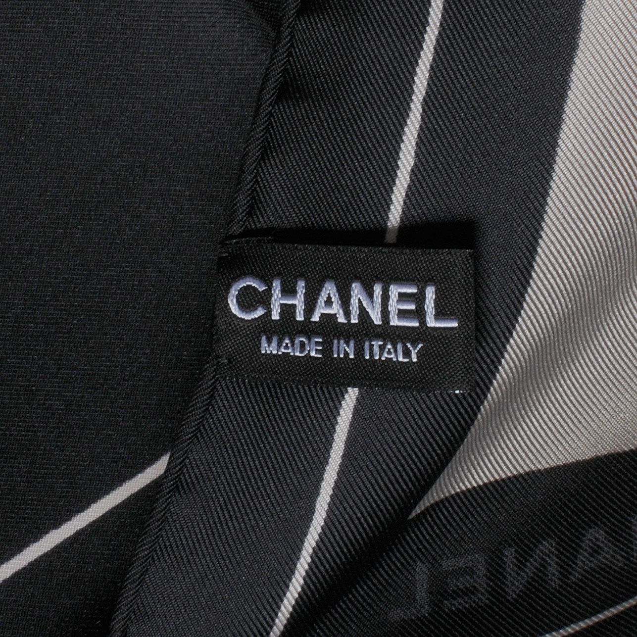 Silk Jacket Camellia CC Iconic Symbols Scarf