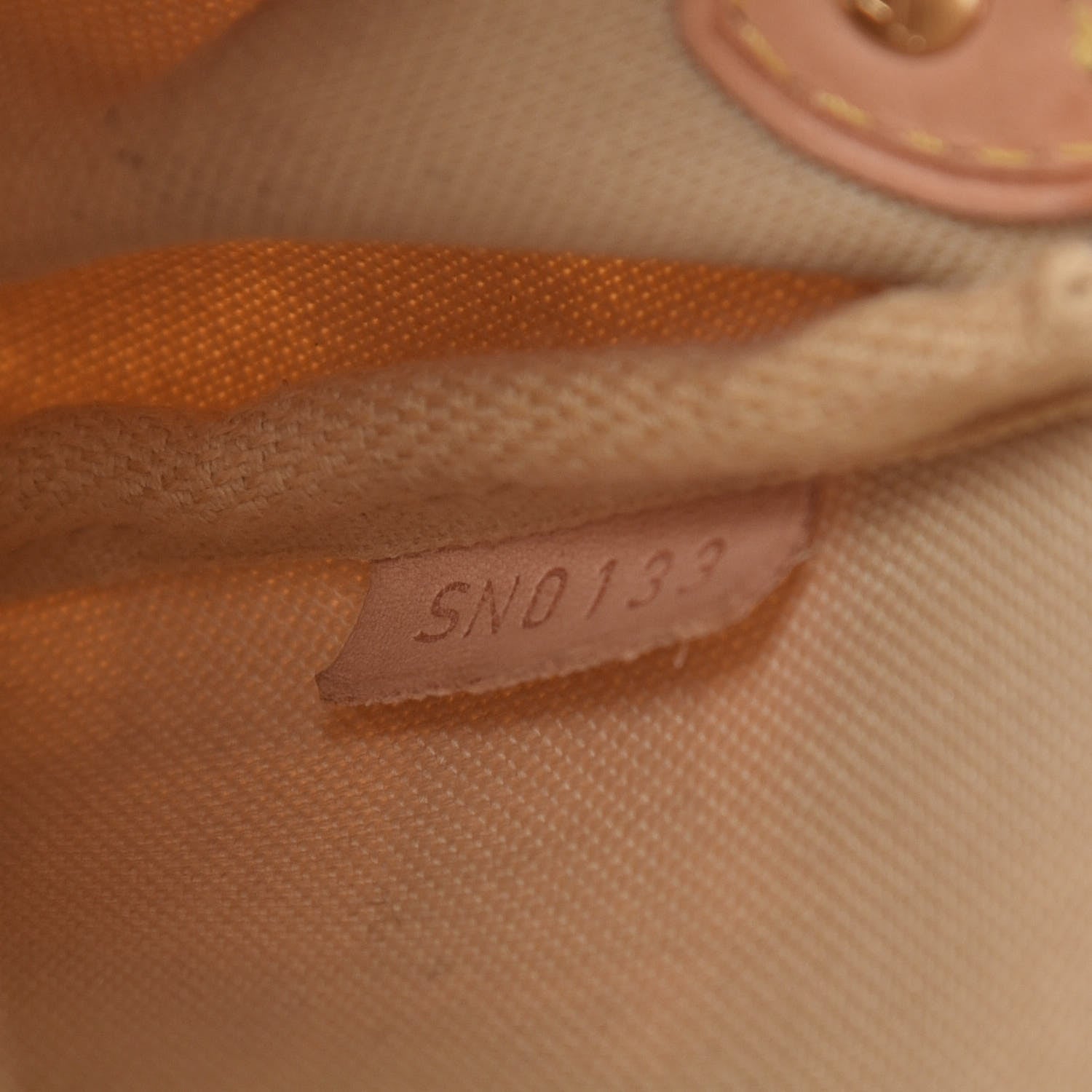 Louis Vuitton Damier Azur Eva Clutch 7 of 13