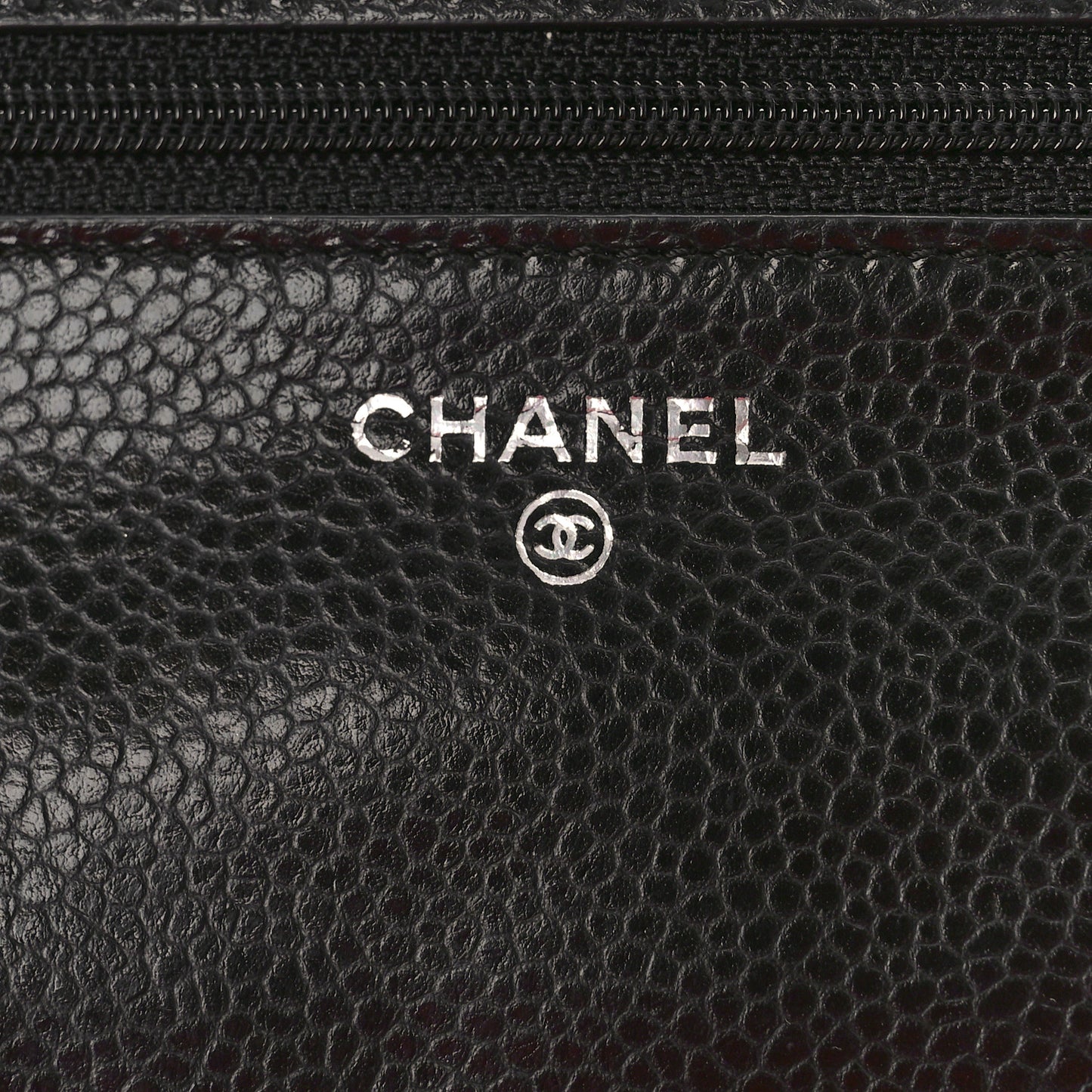 Caviar Quilted Wallet on Chain WOC Black