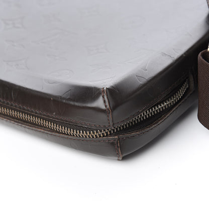 Louis Vuitton Monogram Glace Bobby Cafe 11 of 11