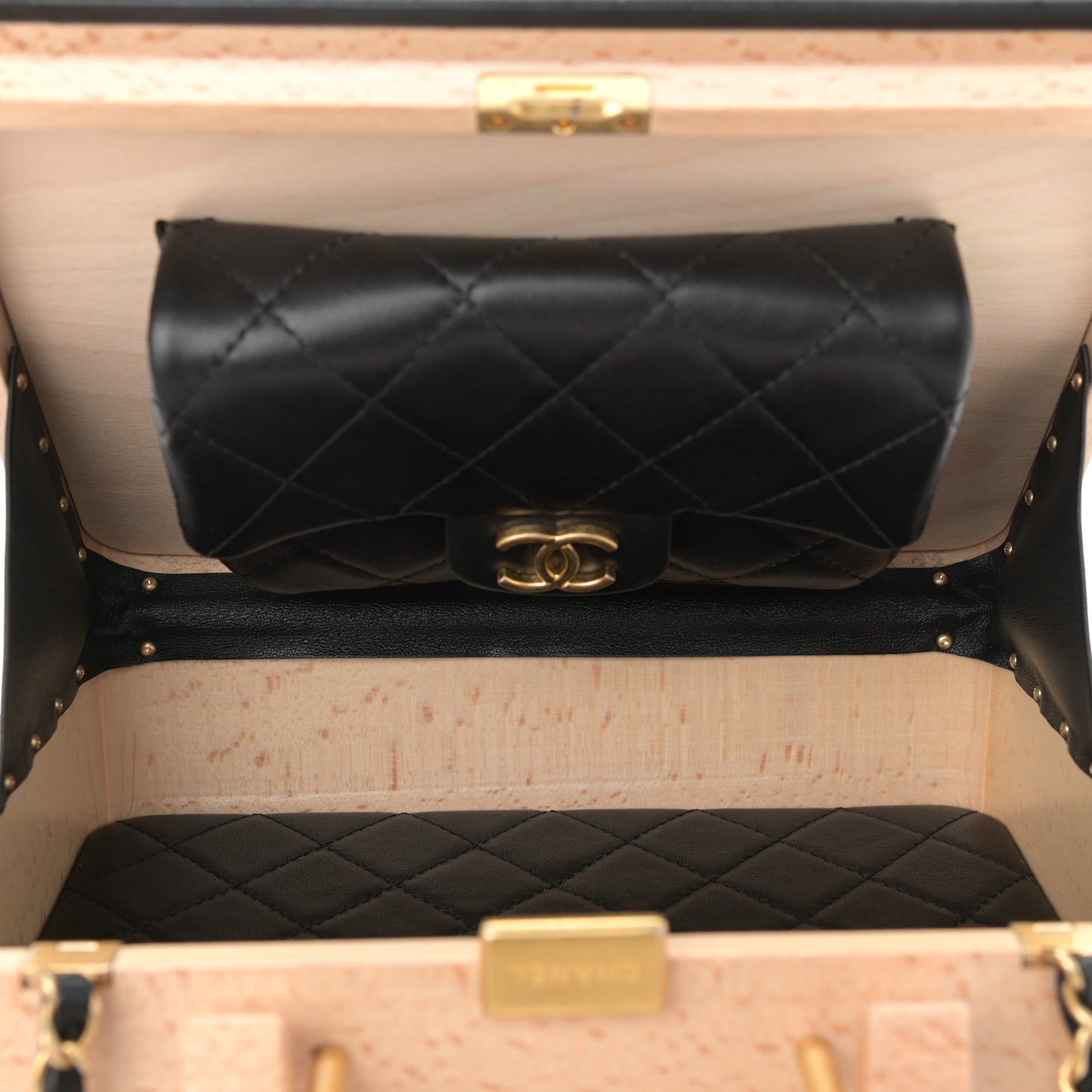 Beech Wood Lambskin Medium CC Vanity Case Black
