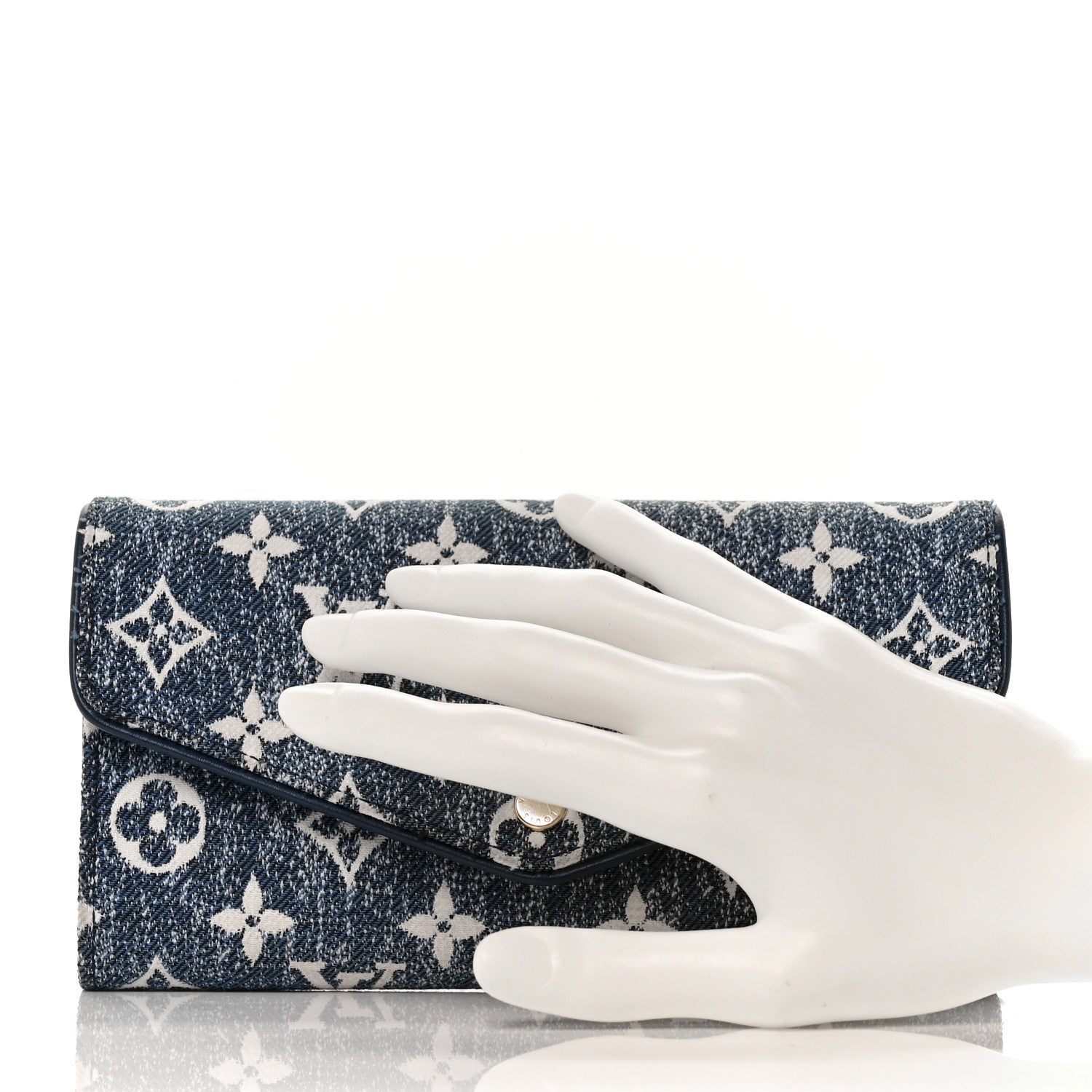Louis Vuitton Monogram Jacquard Denim Sarah Wallet Bleu 2 of 8