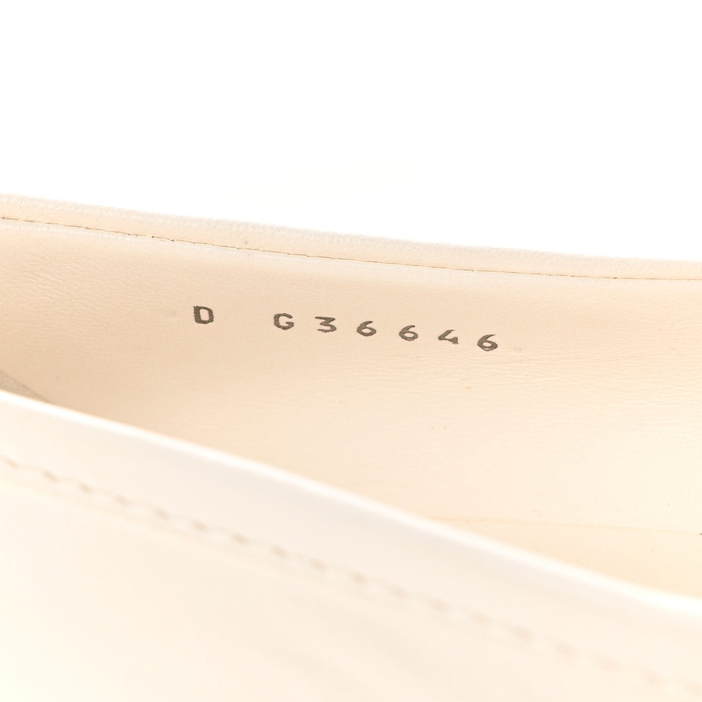 Shiny Lambskin Quilted CC Turnlock Loafers 38 White