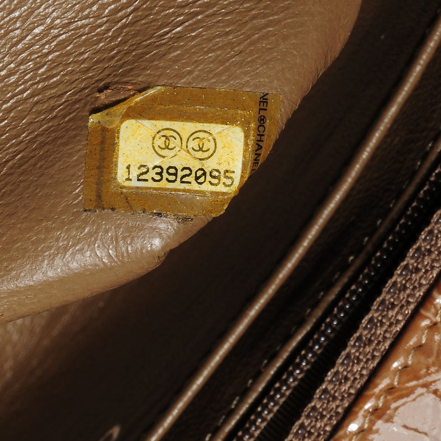 Crinkled Patent Jumbo Single Flap Brown