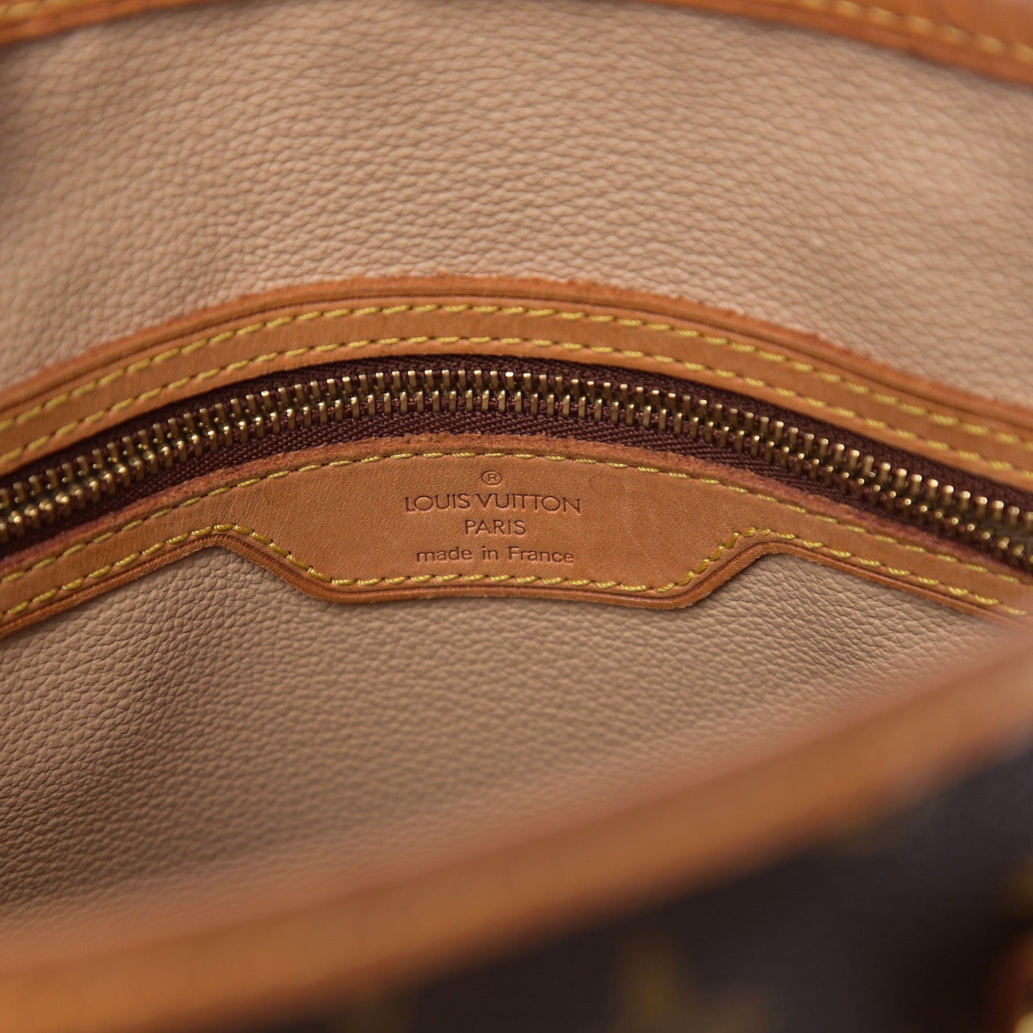 Louis Vuitton Monogram Petit Bucket 23 5 of 11